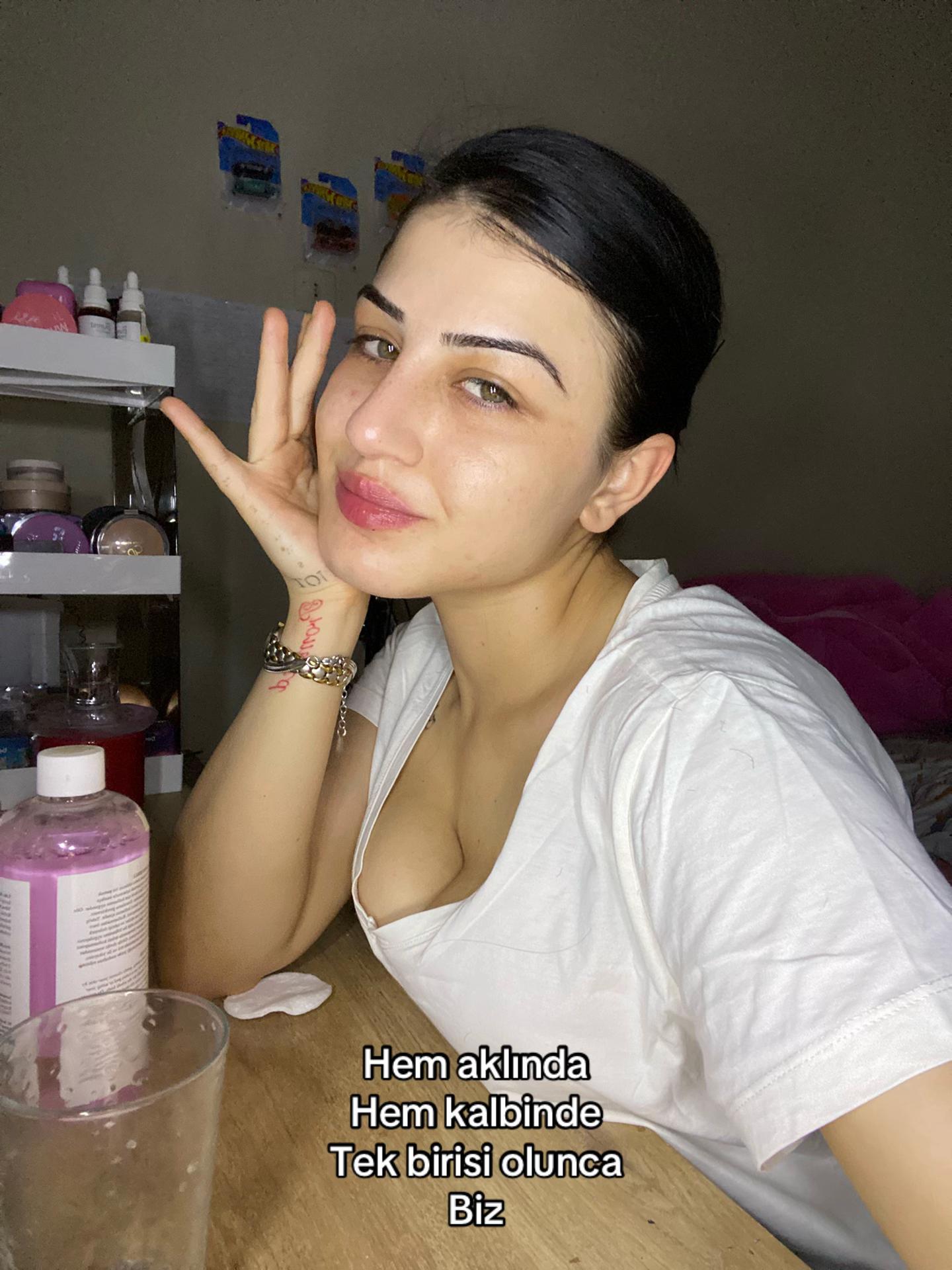 @asliddeemmrrr