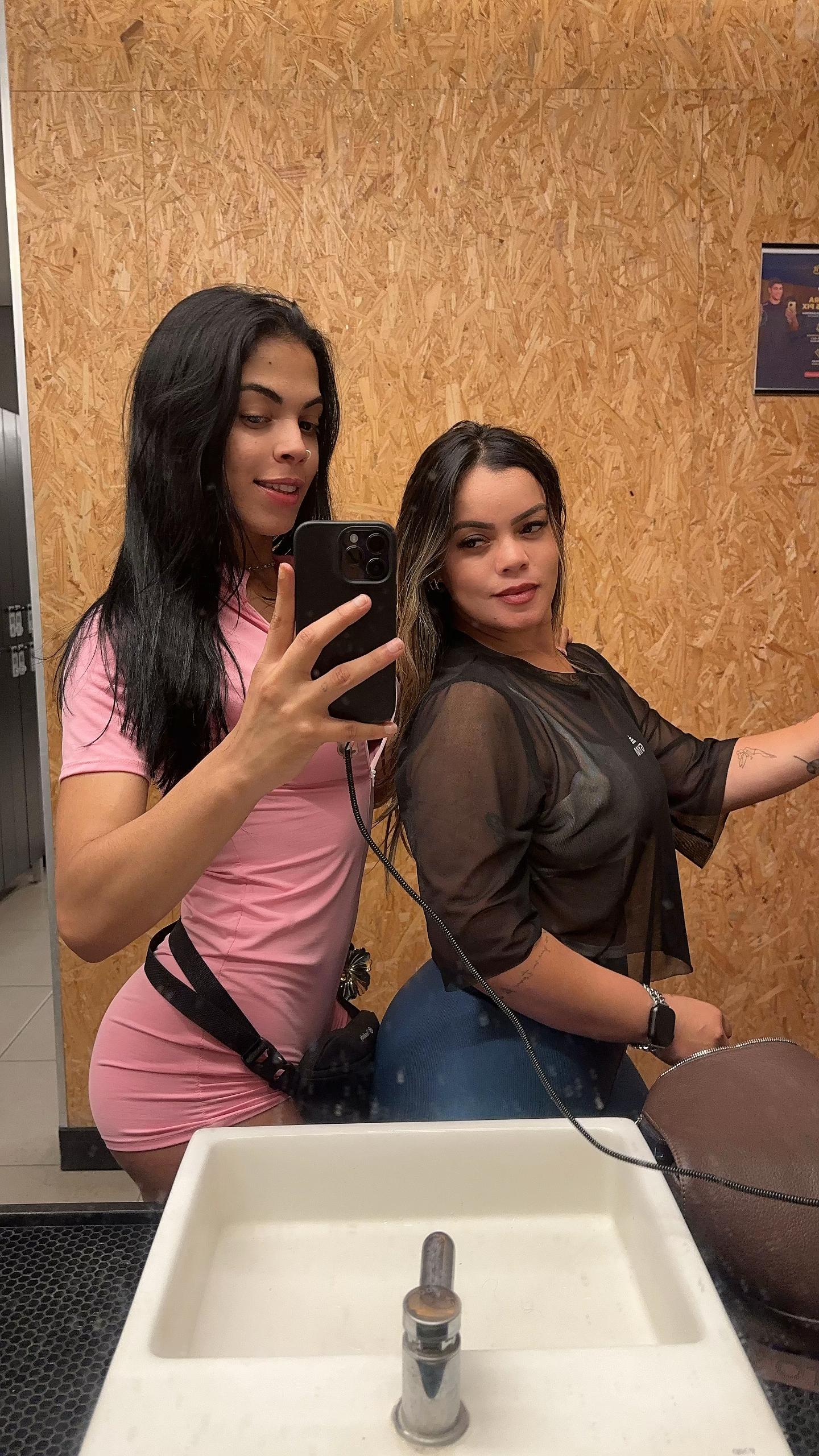 @Rarielly