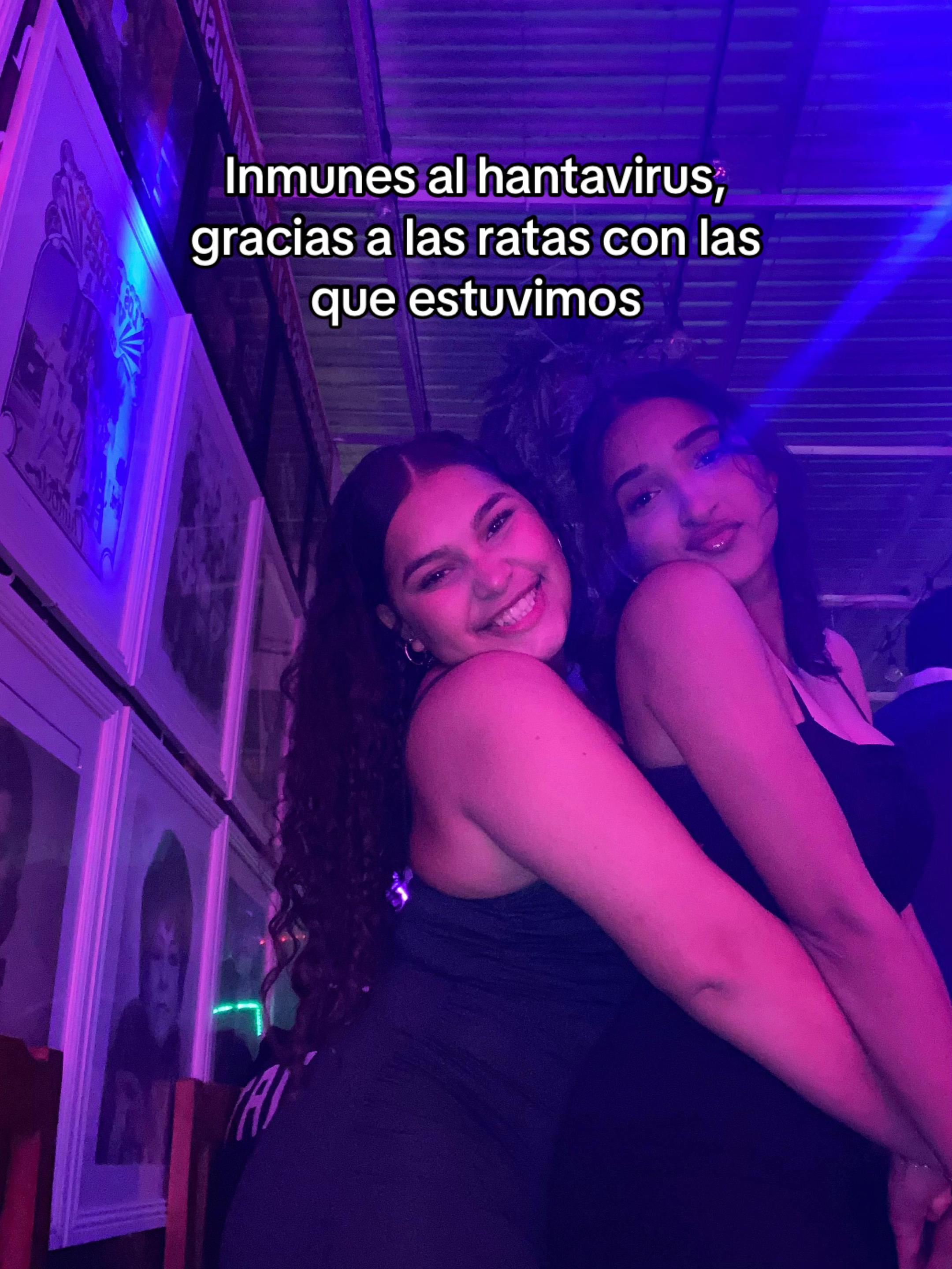 @🖤