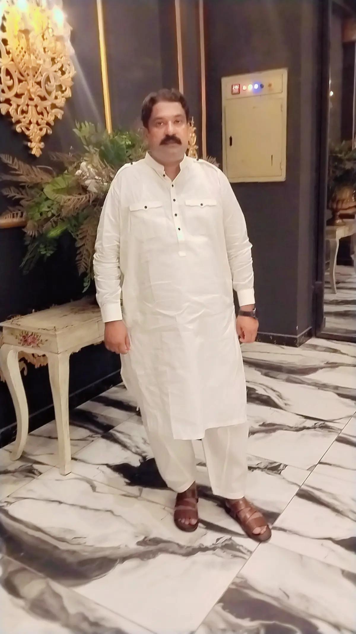 @RANA TASSAWAR KHAN
