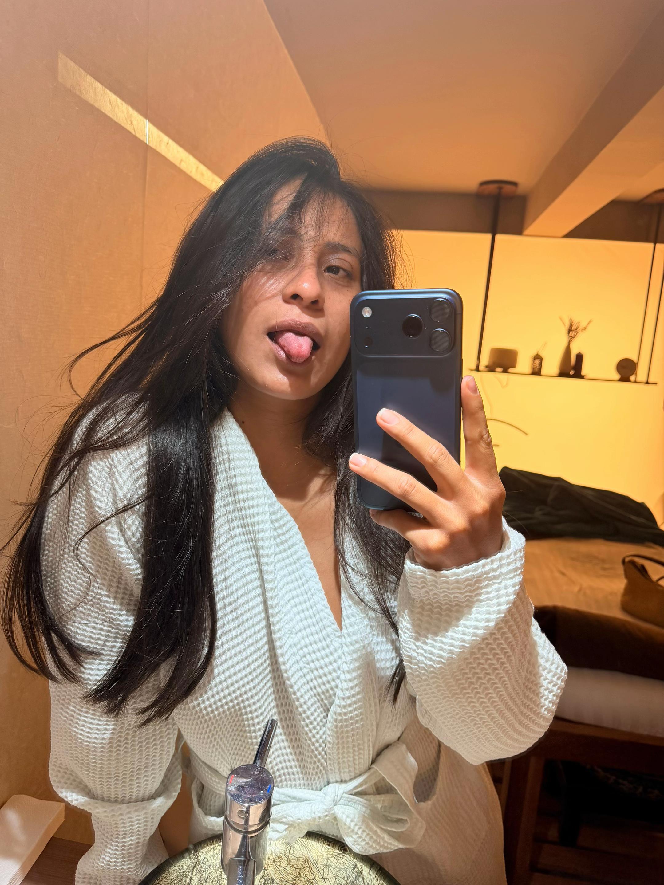 @ariana_🦋🔥
