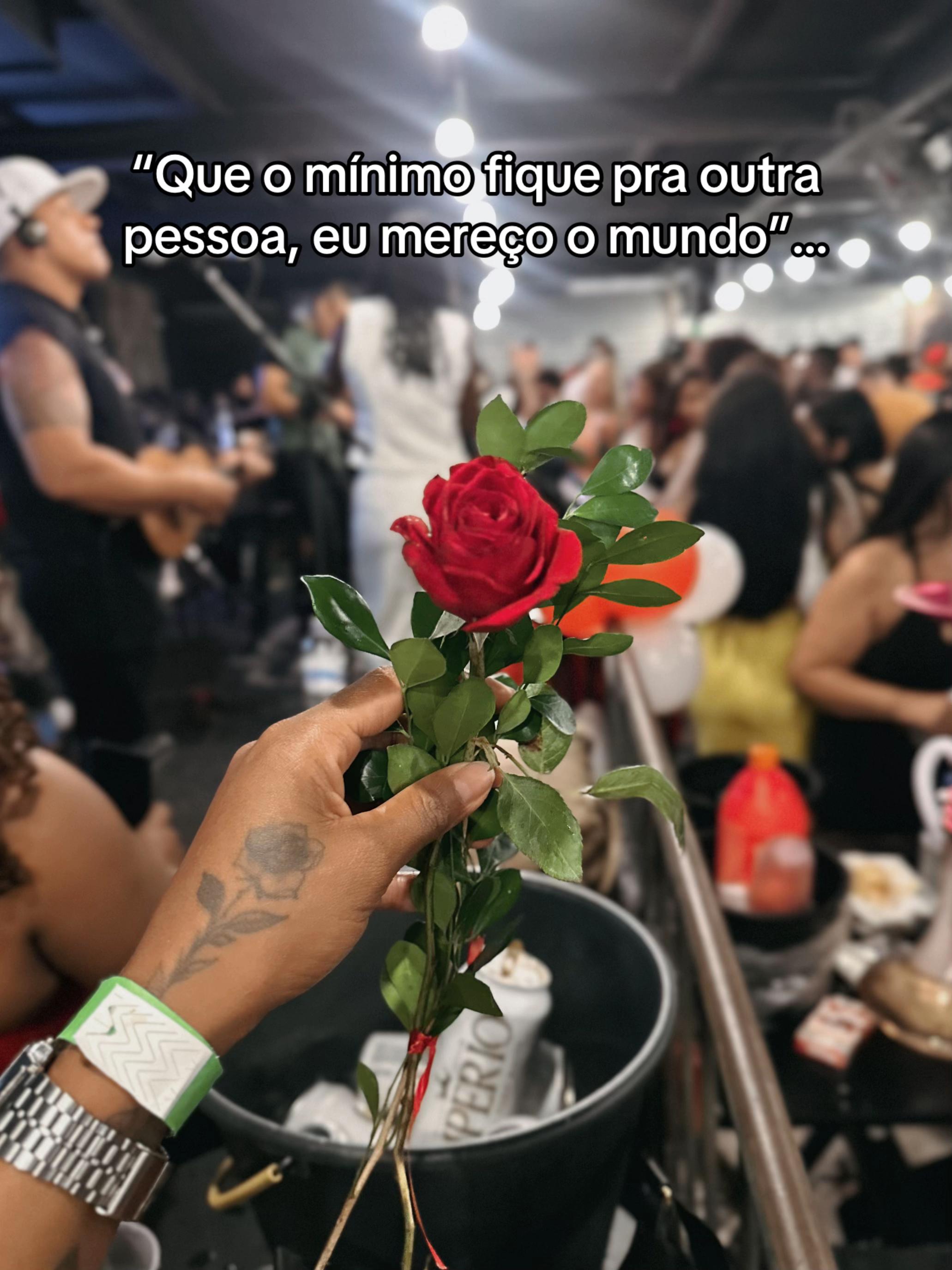 @Larissa Cristina