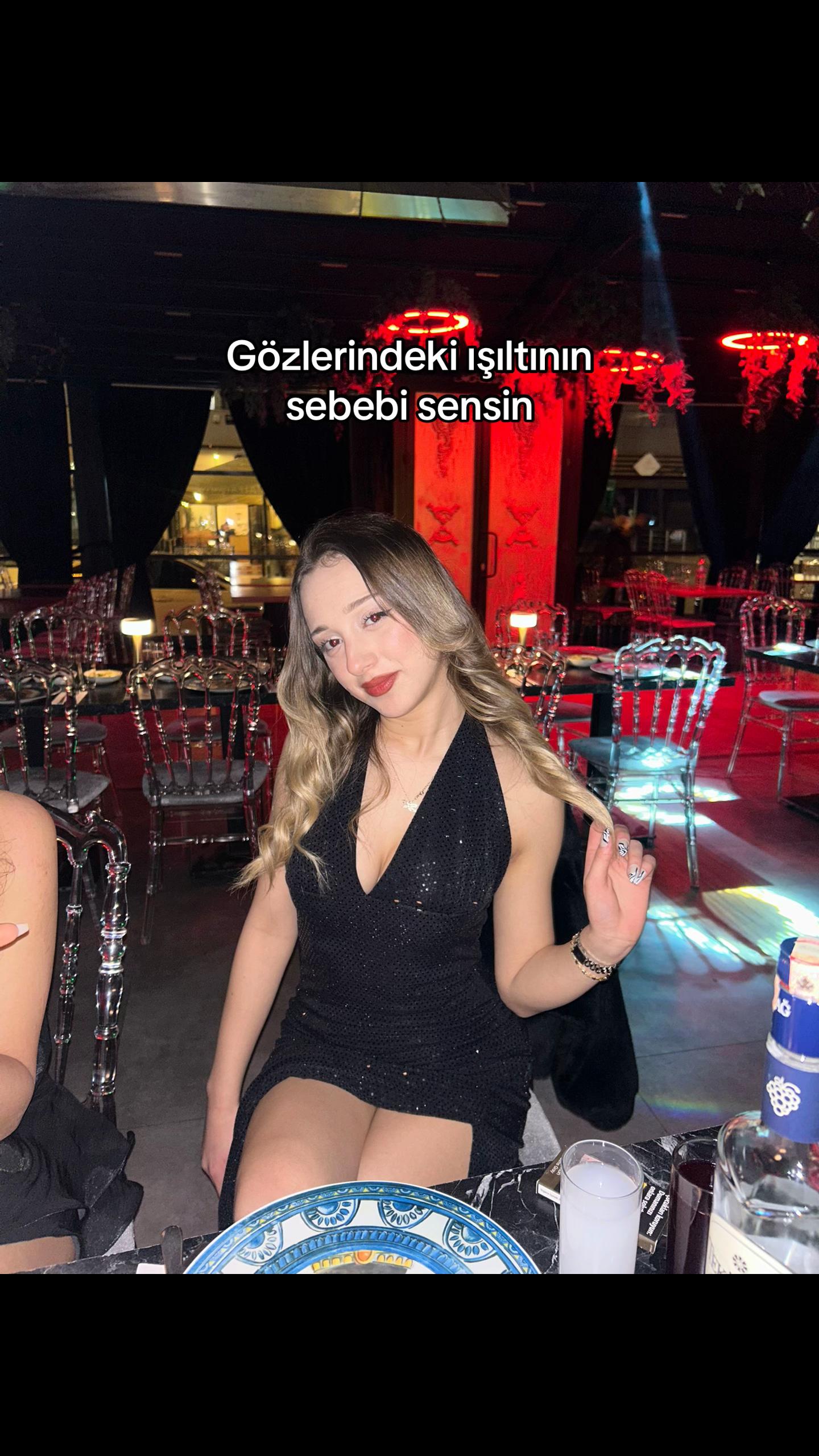 @Ozlemozbeeeey