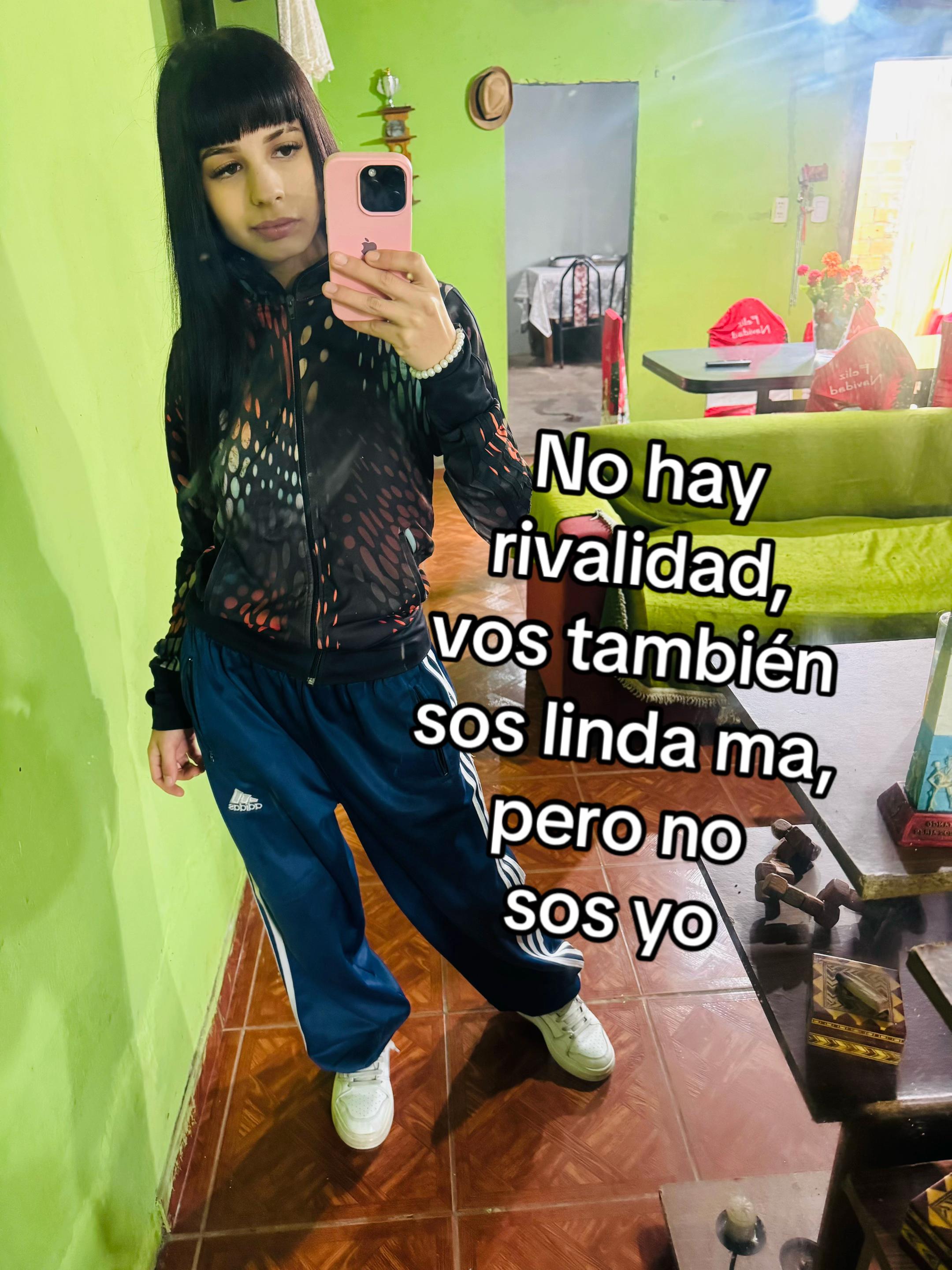 @renataagoldzenn🩷