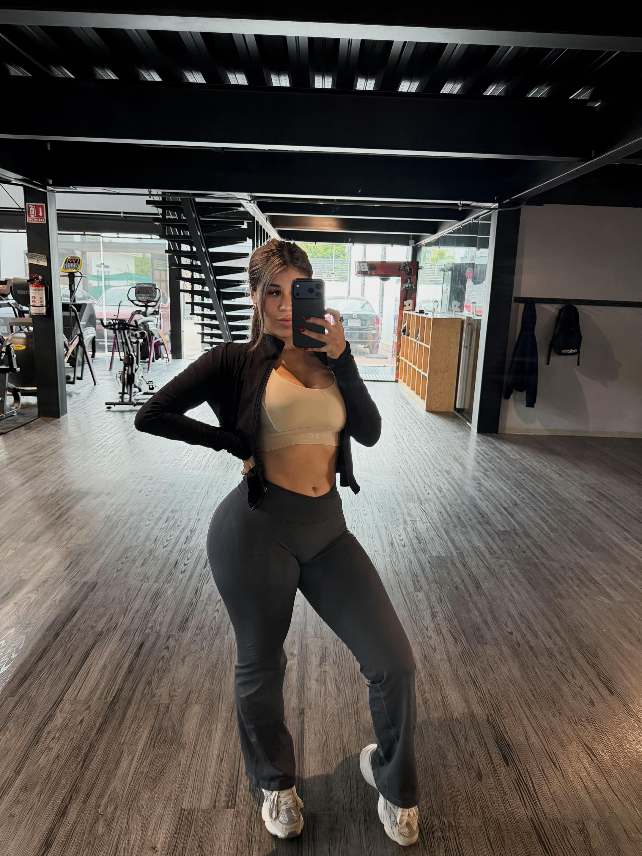 @Sarahí