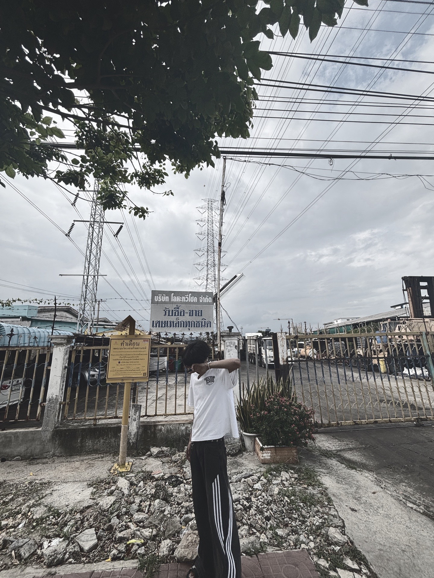 @MG PAING