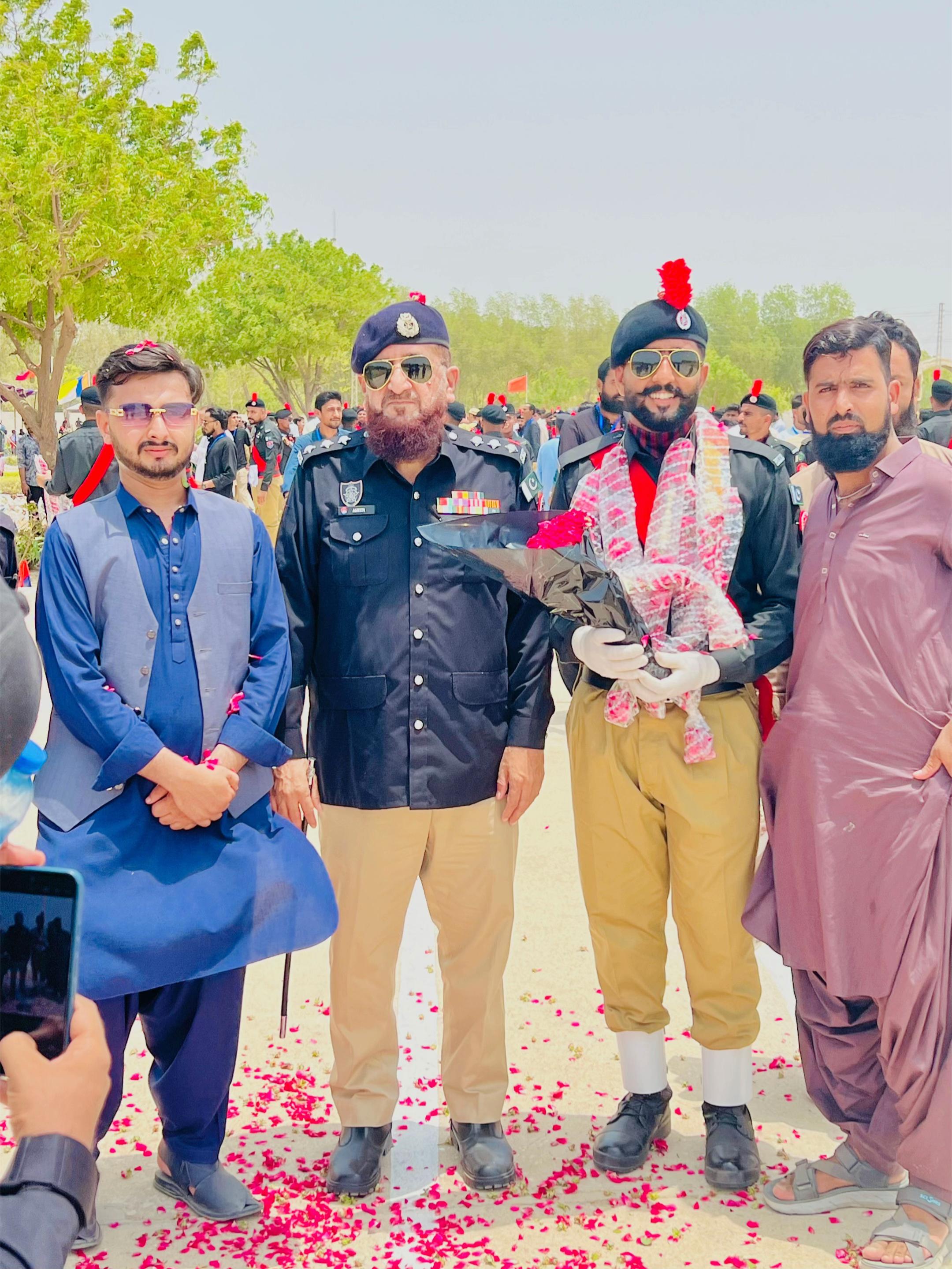 @🚓سندھ پولیس🚨
