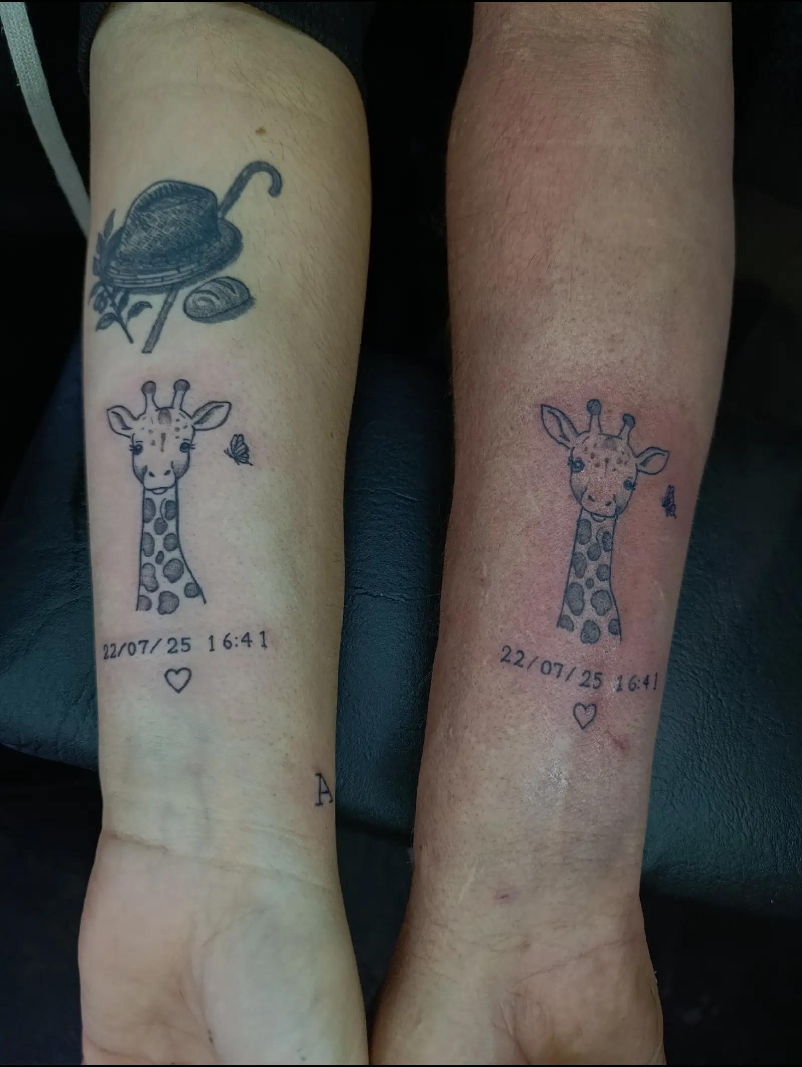 @Hilaria.tattoo