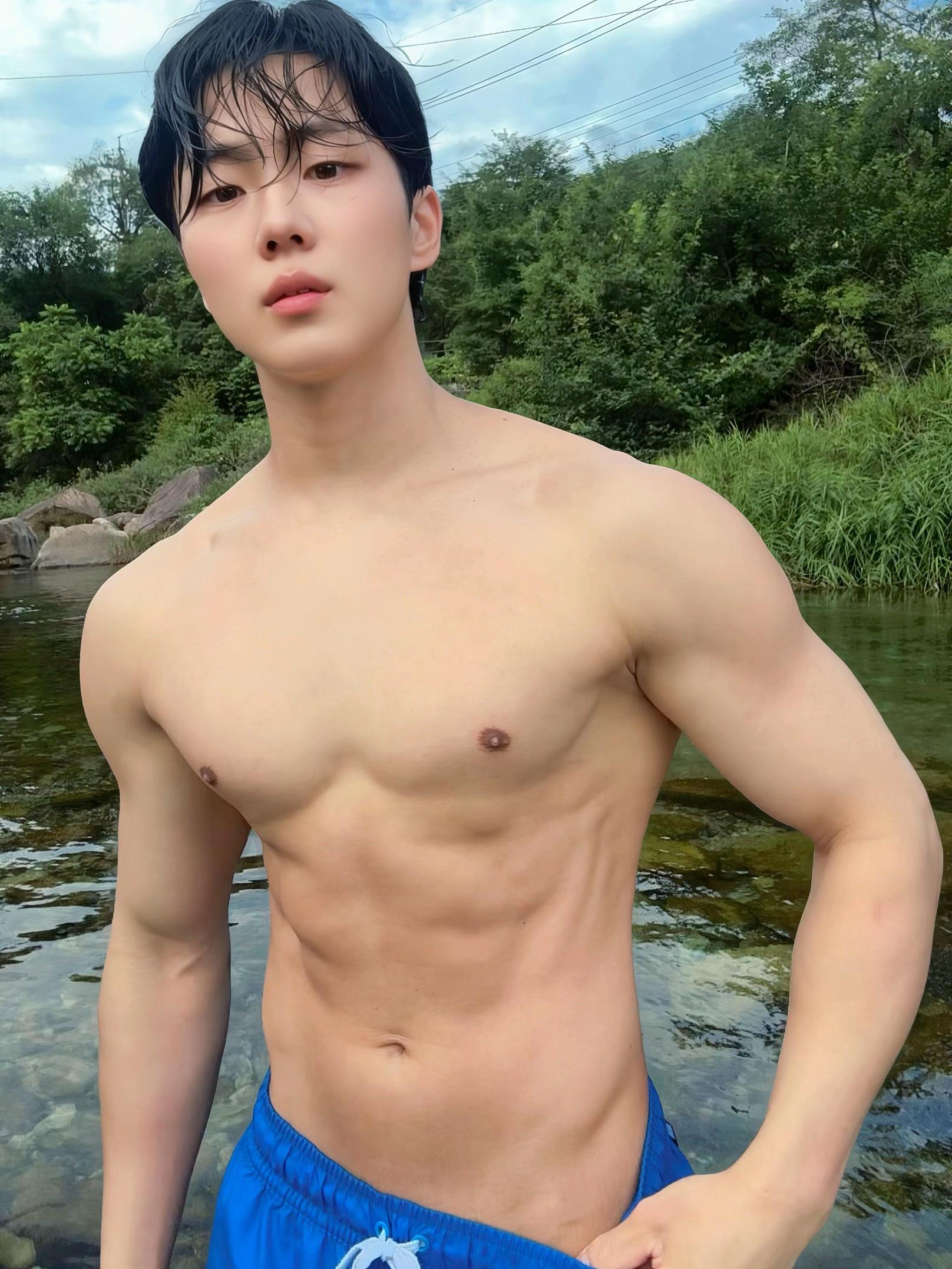 @chan_bro11
