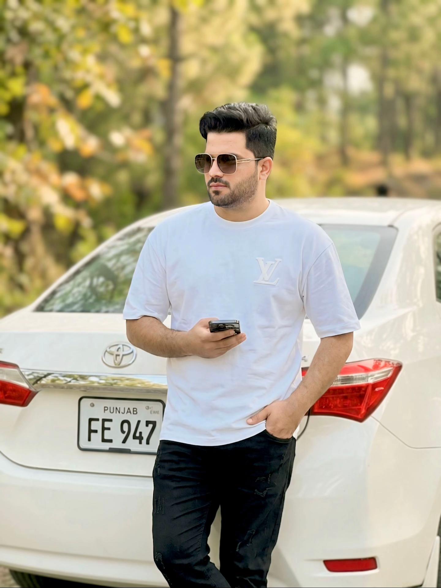 @HAROON BHATTi