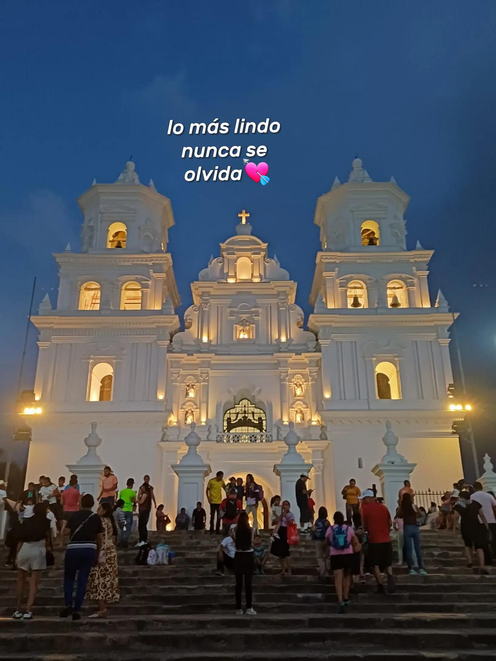 @REYNA🎀🦋!!