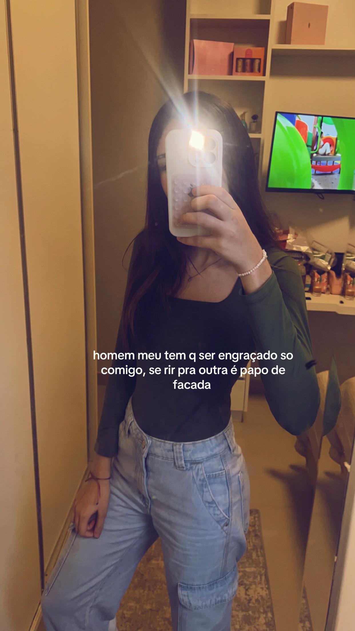 @anaaa