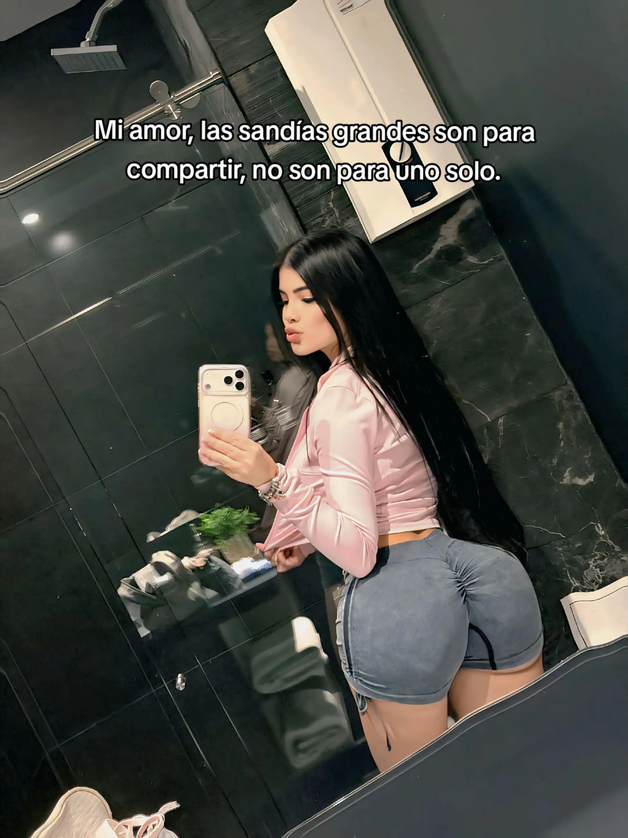 @Queen 👑