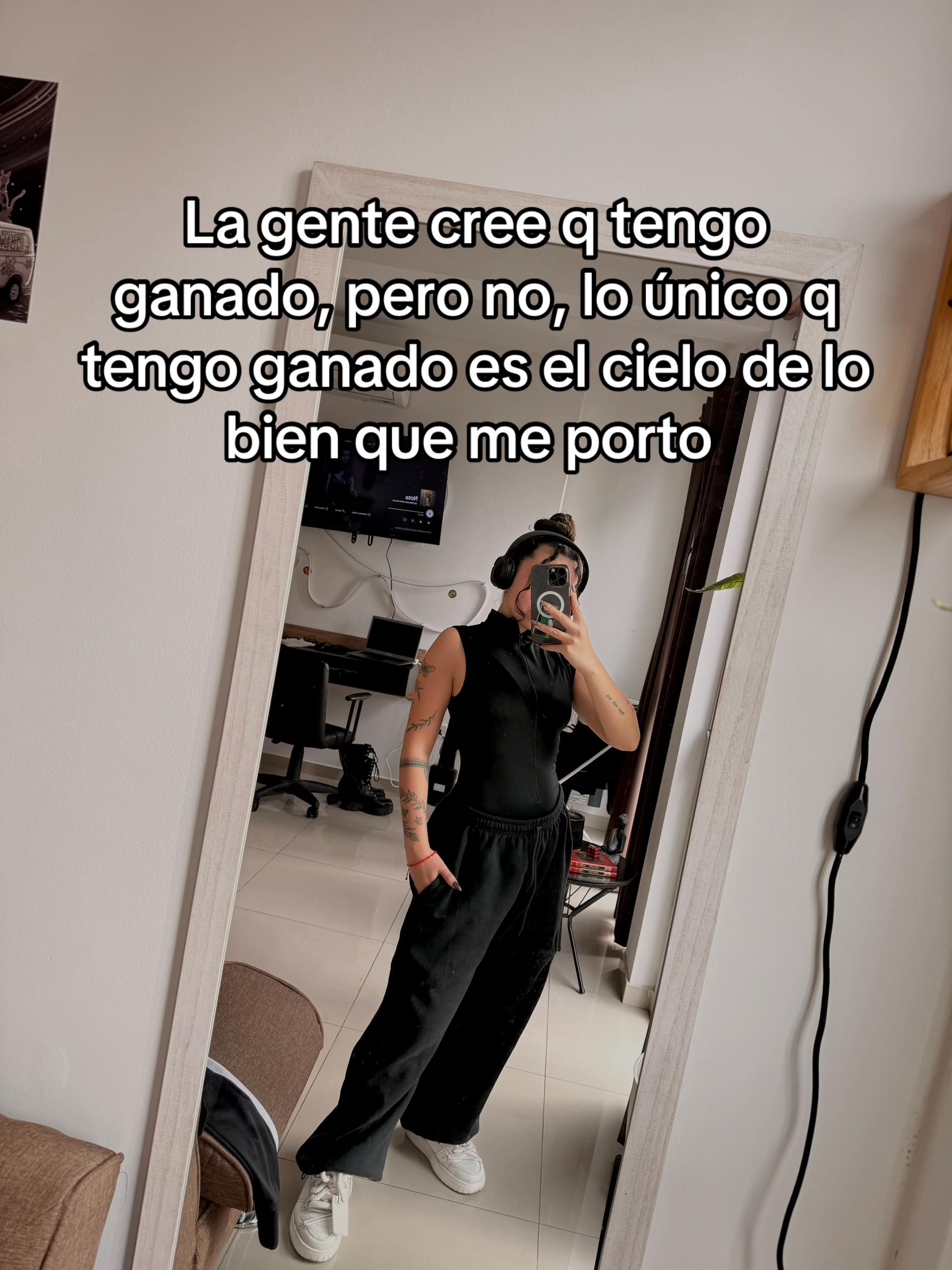 @Vickyschhh