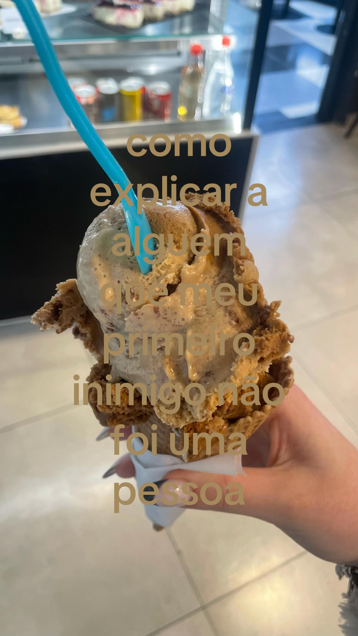 @lauraa