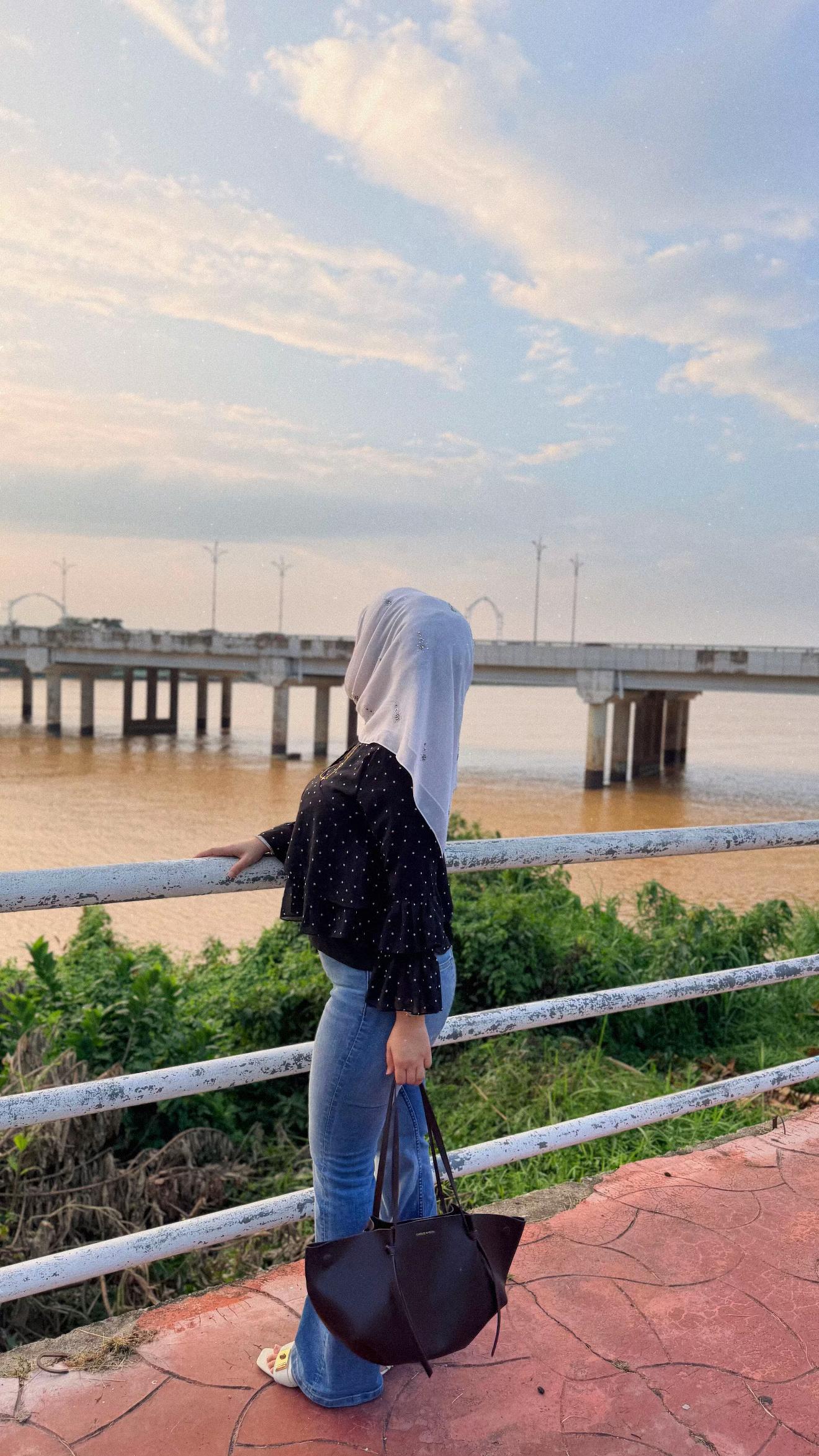 @ANIS SYAMIRA