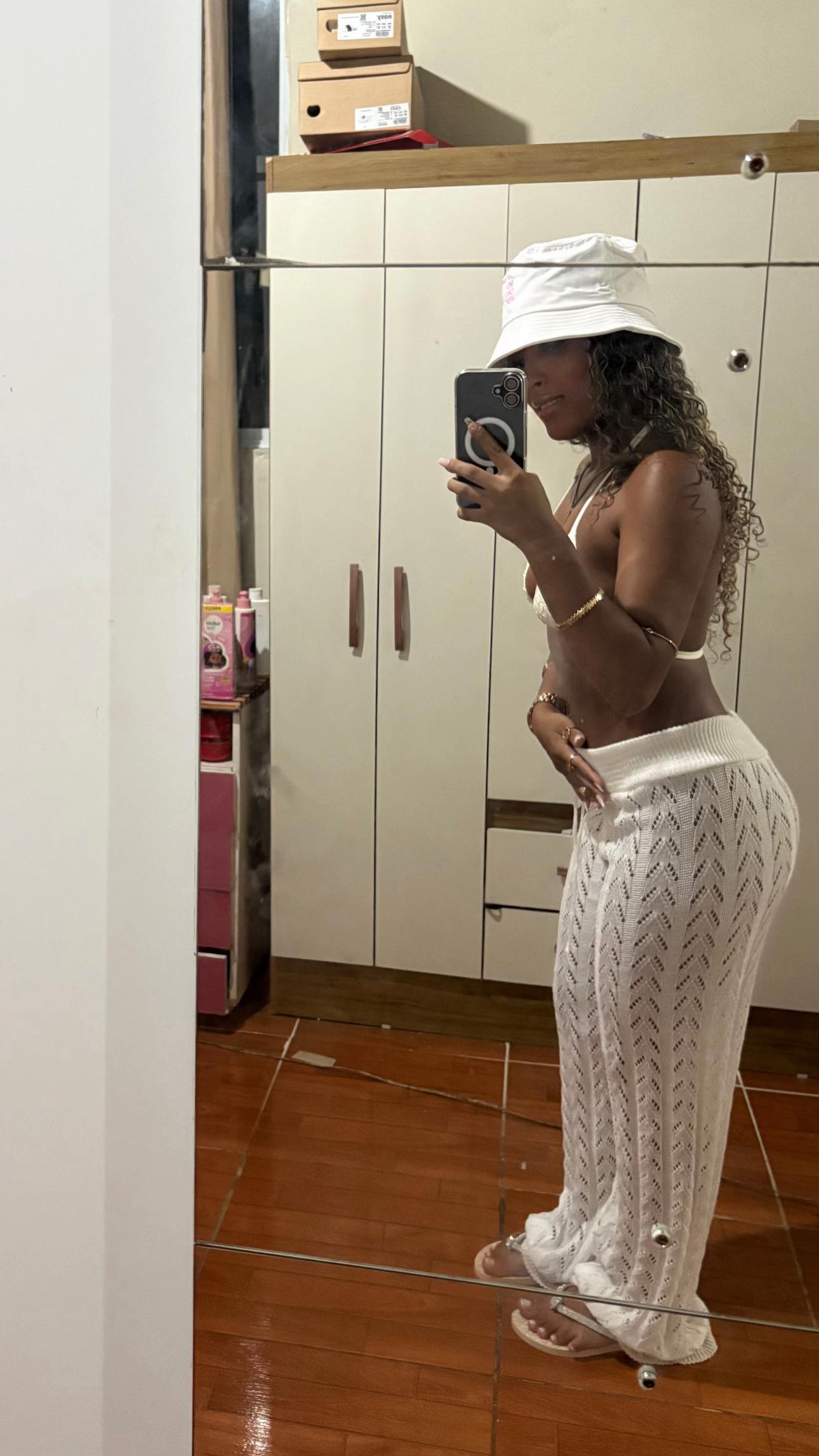 @Leticinha