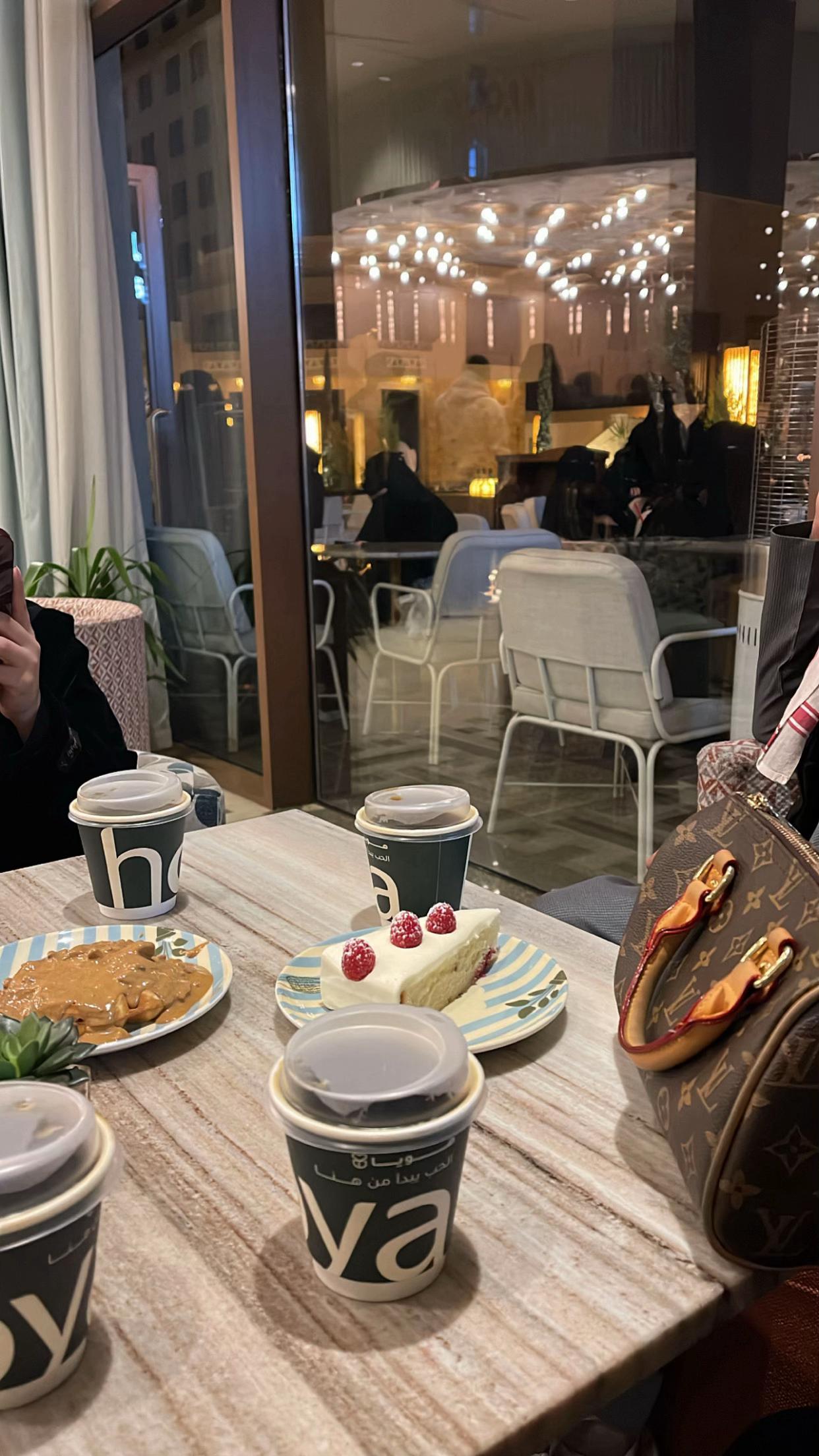 @RoRo 🇸🇦🤎
