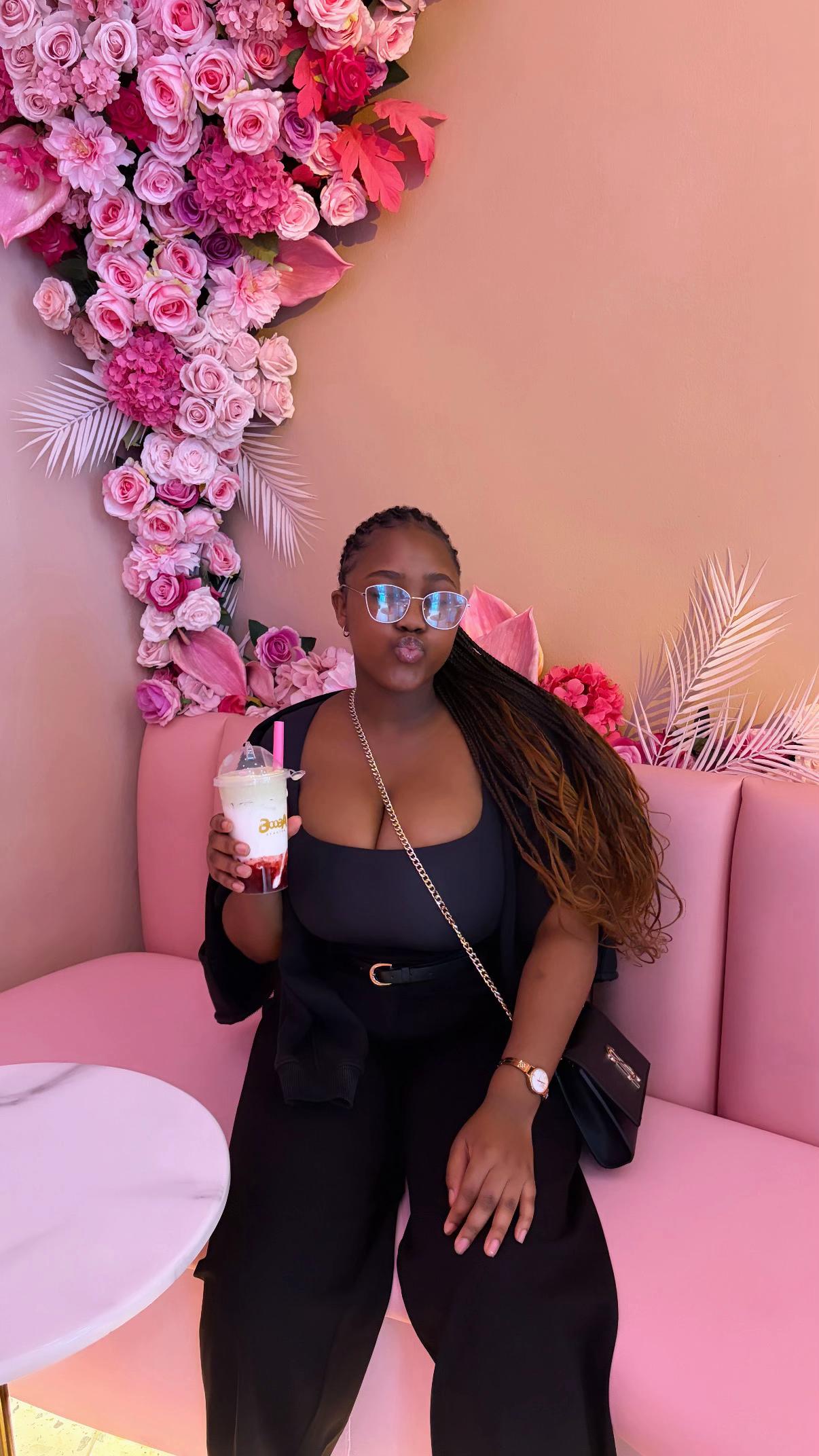 @lihleeee the hairstylist 🤭❤️