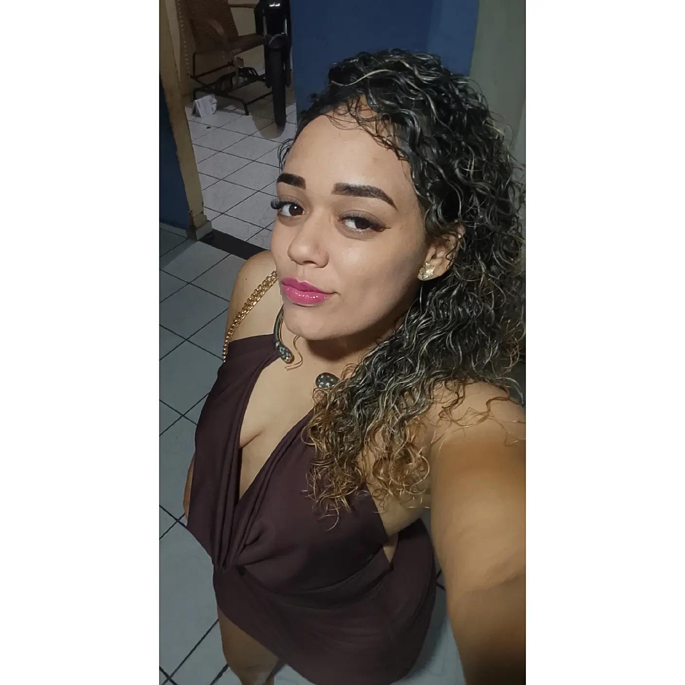 @elinny_cristiane