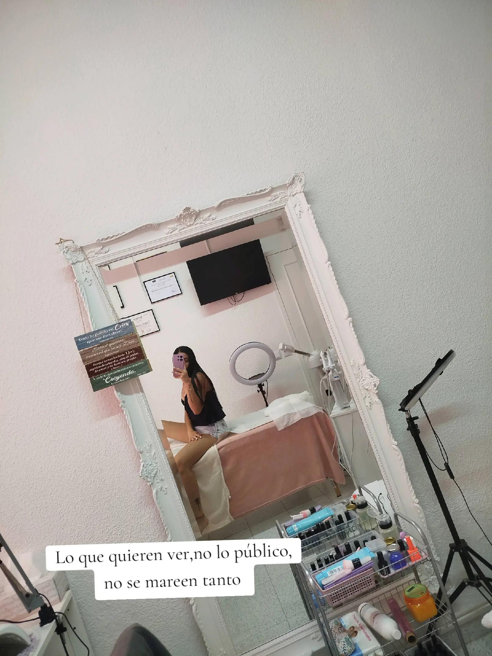 @Una cale&ntilde;a en Espa&ntilde;a.🇨🇴