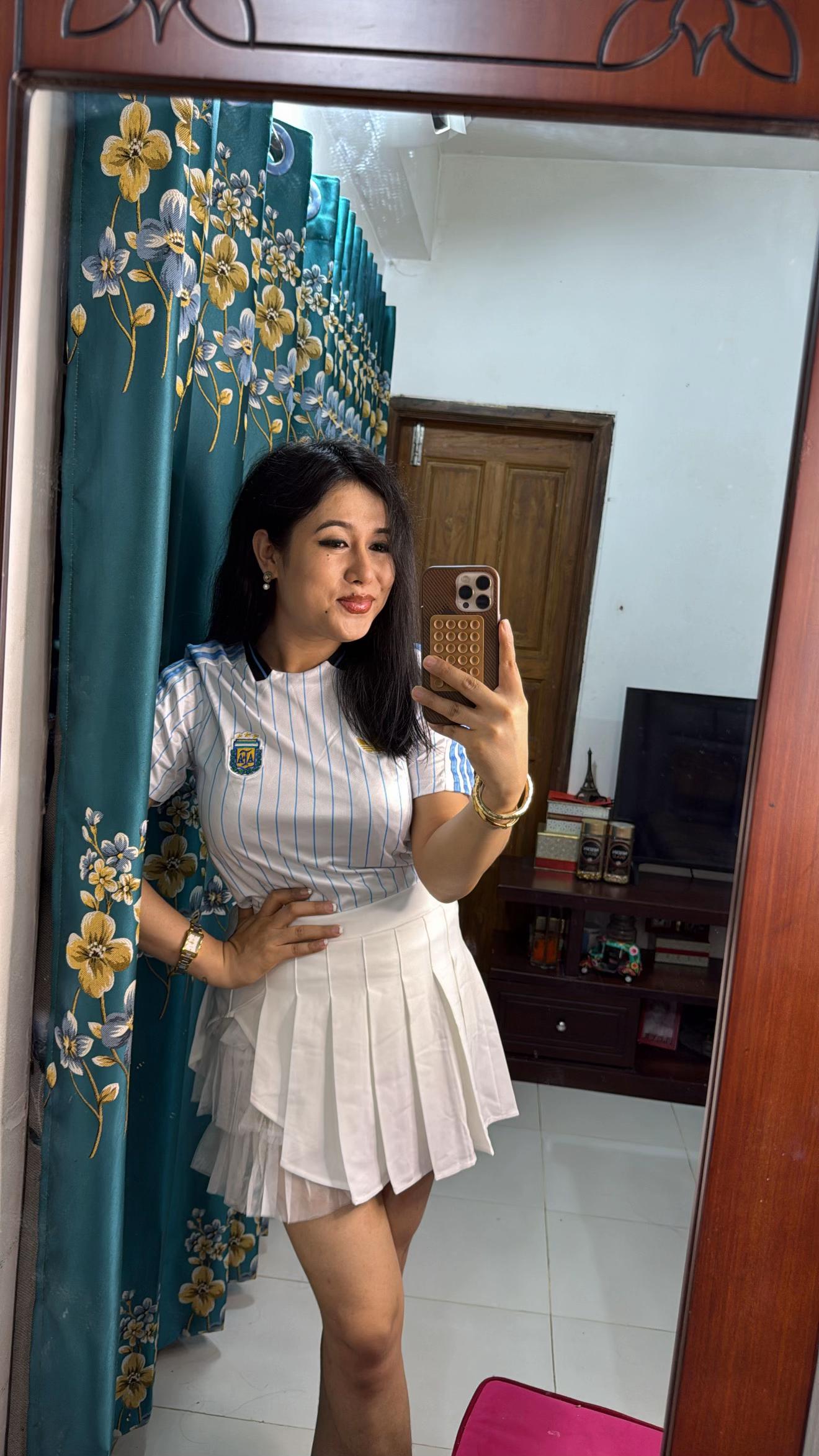 @Jennifer_chanu11 🇧🇩