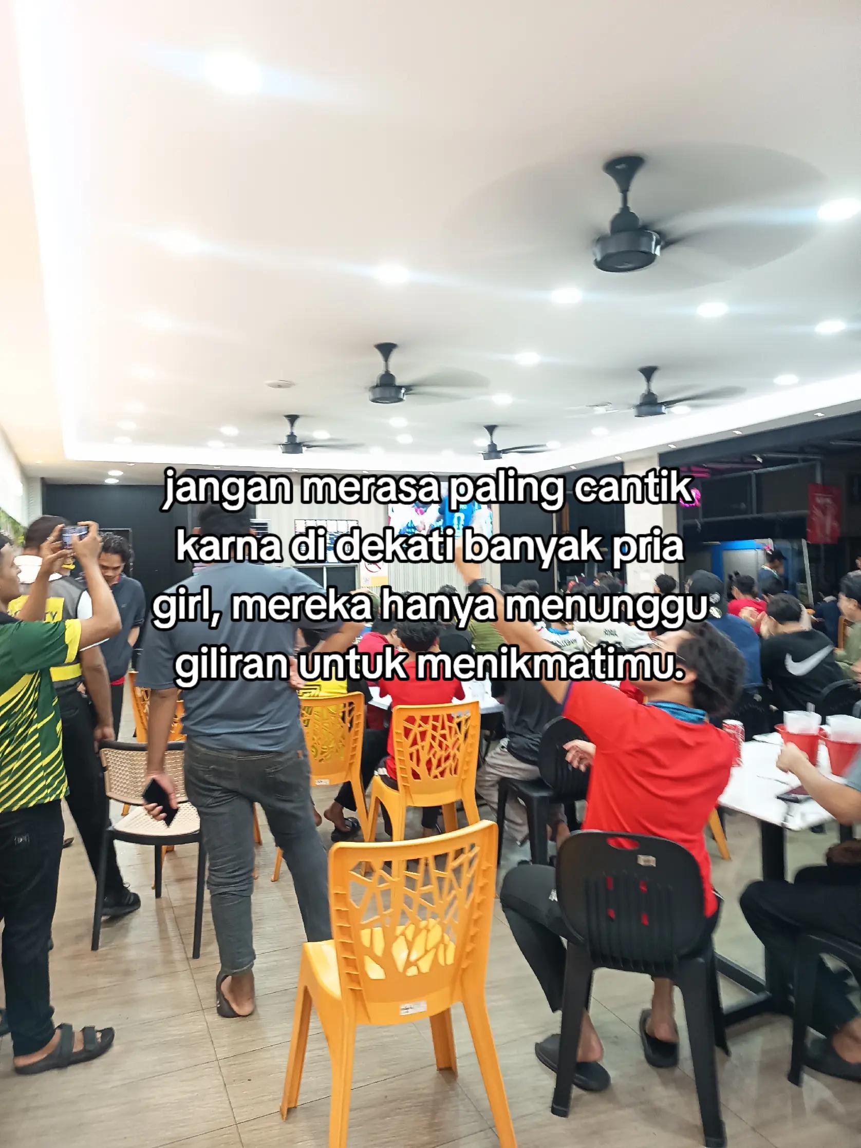 @Syfq💢