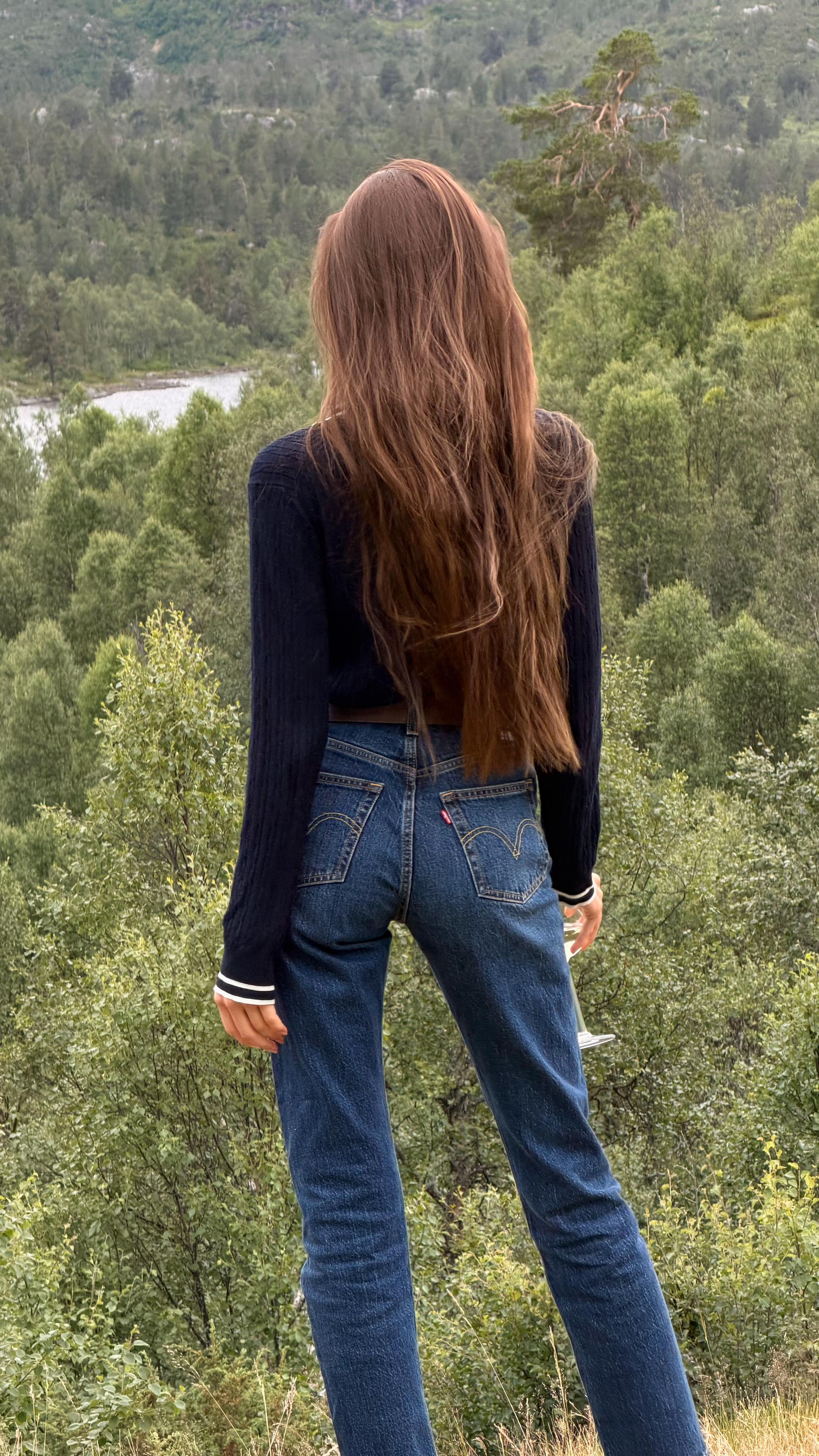 @ItsSine