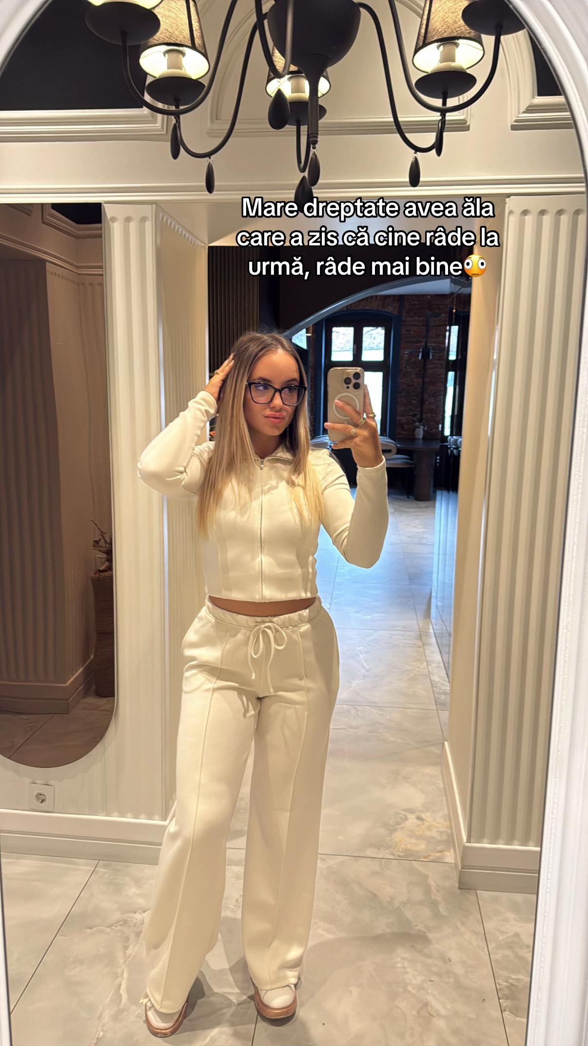 @𝒟𝑒𝓃𝒾𝓈𝒶 🫦