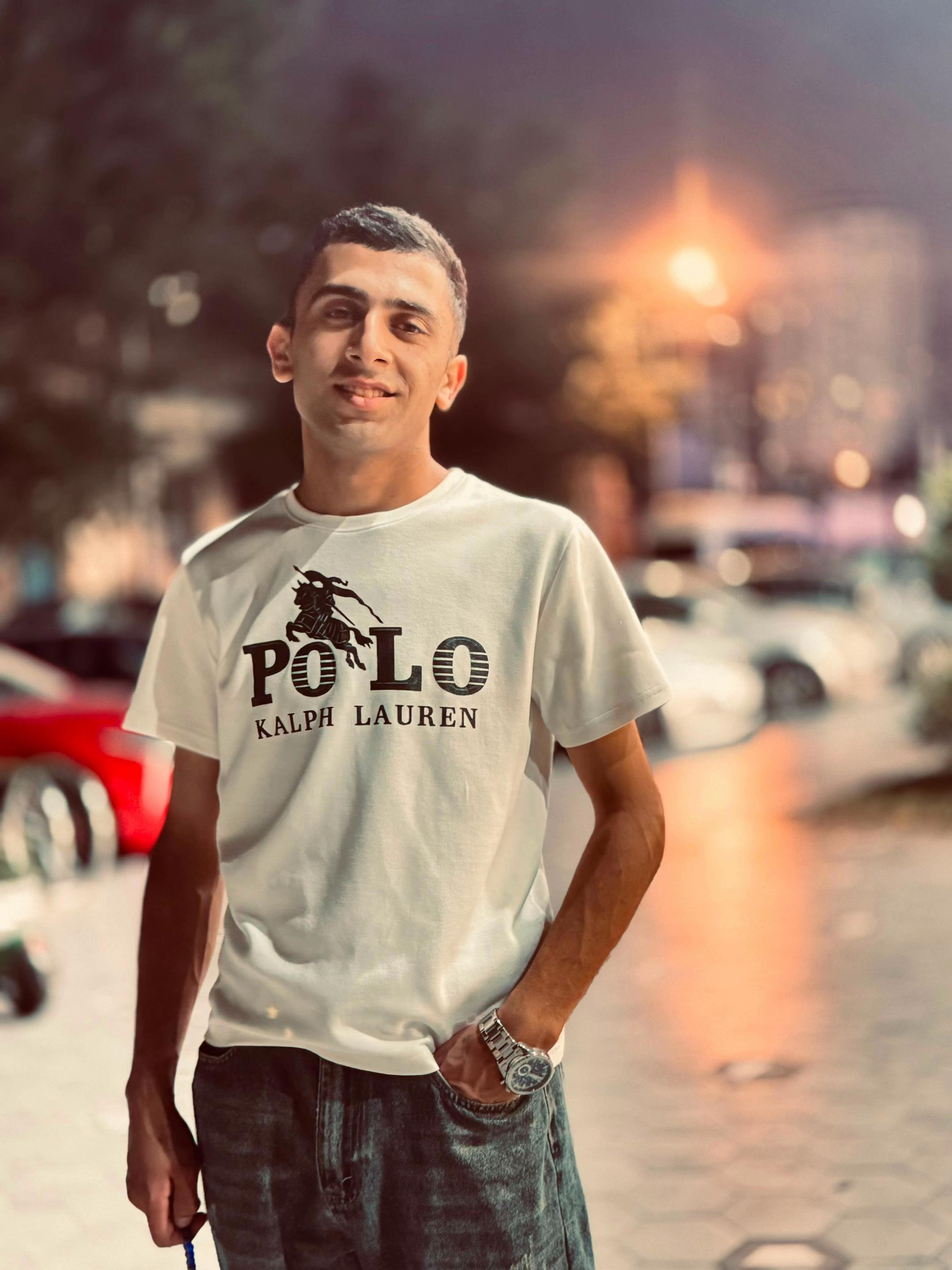 @Əxi