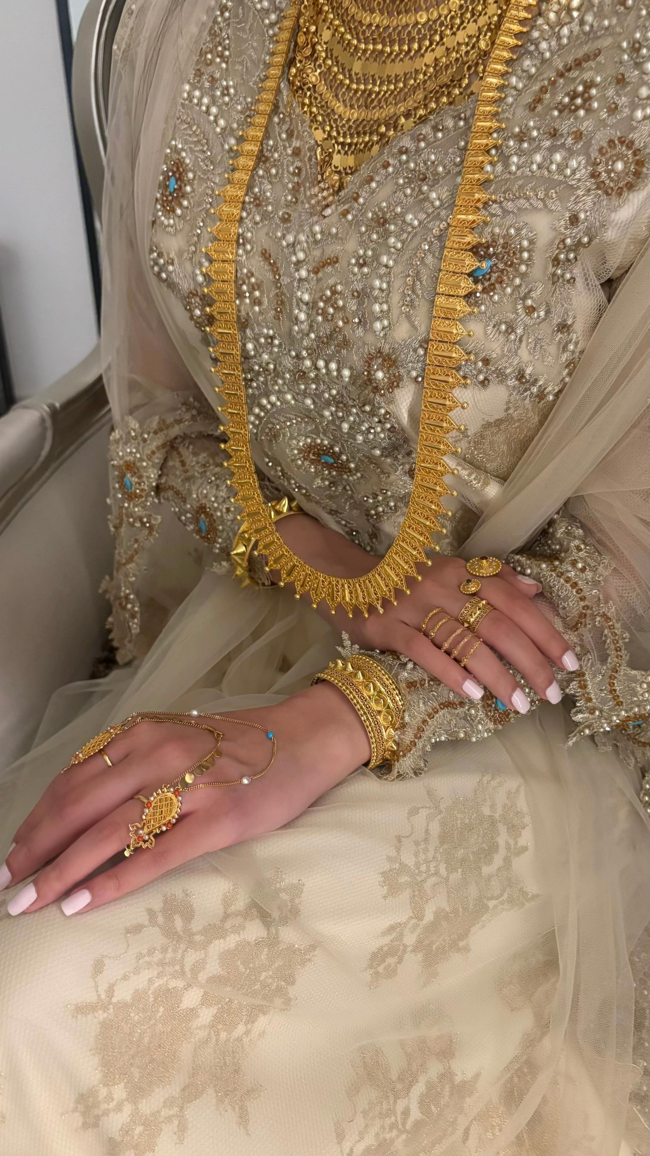 @Roudh&aacute;binshahab