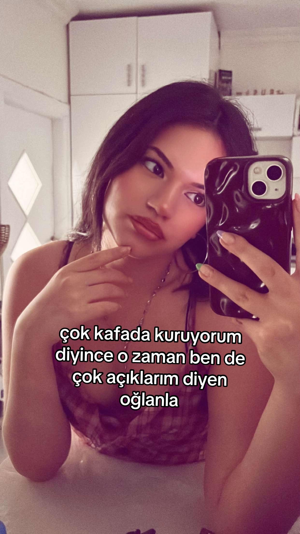 @ayeebusee