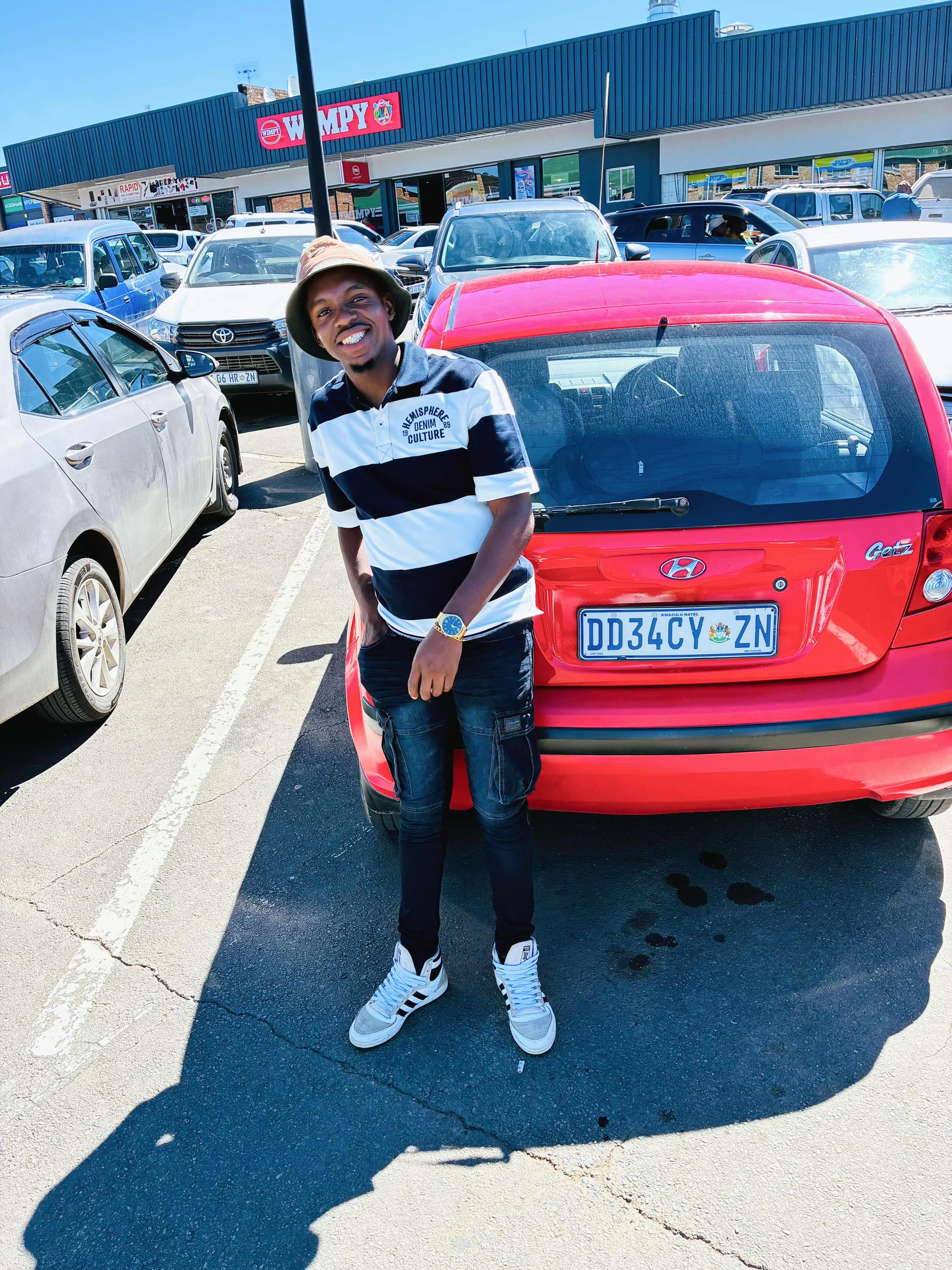 @Thabiso Kunene🇿🇦