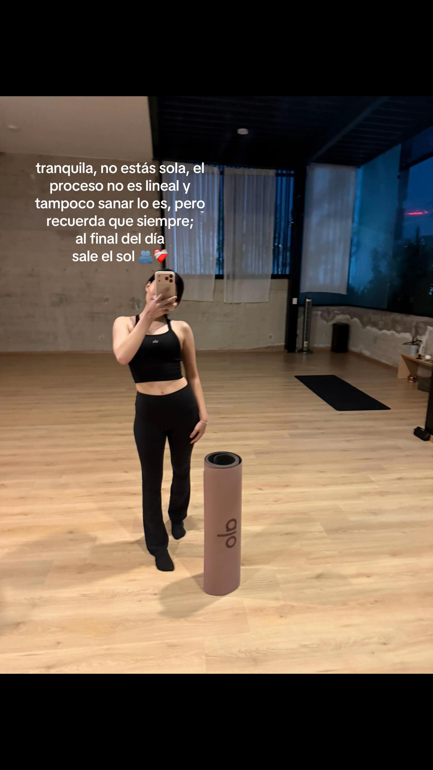 @Andreaglezch