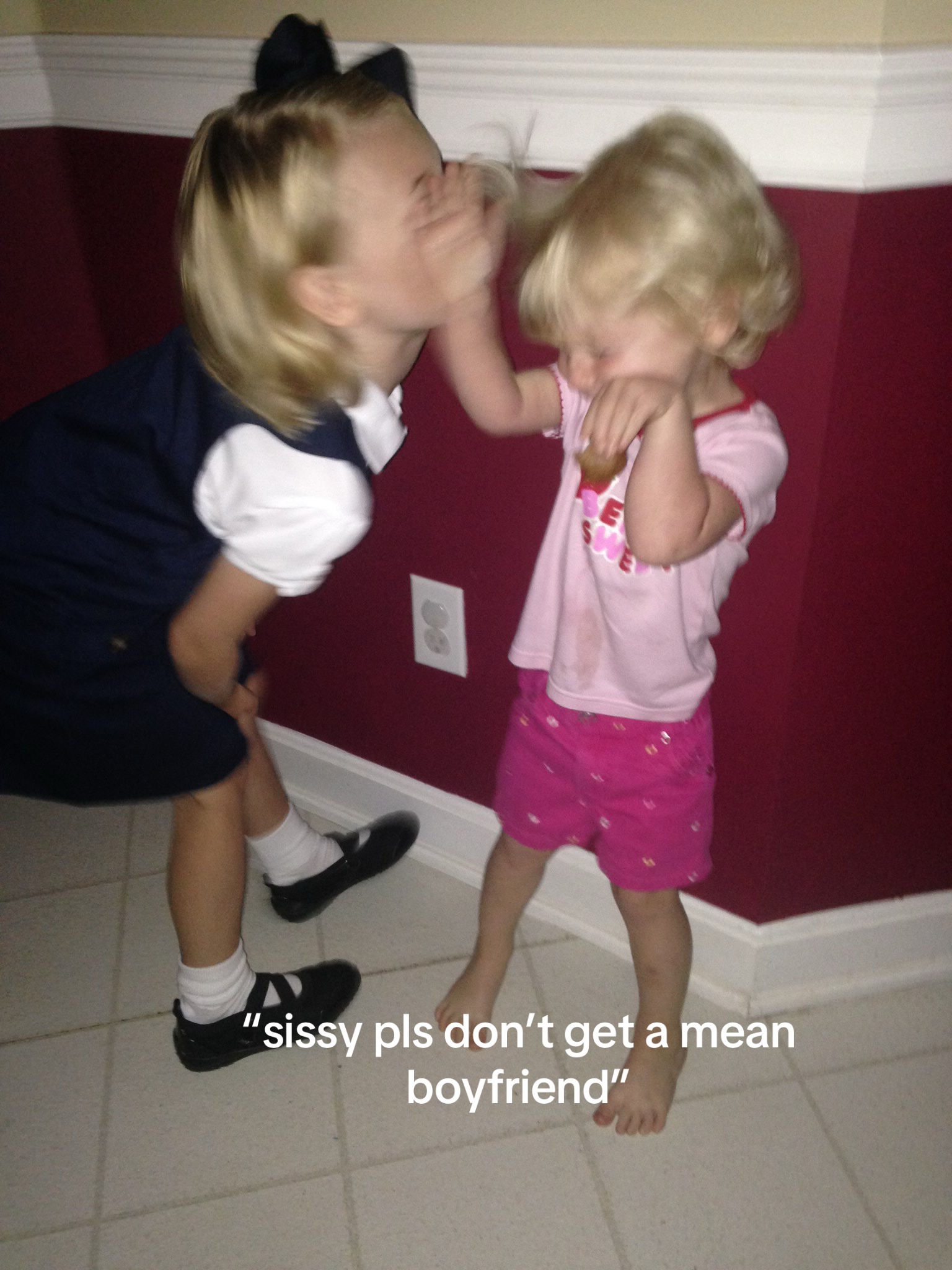 @juliaa