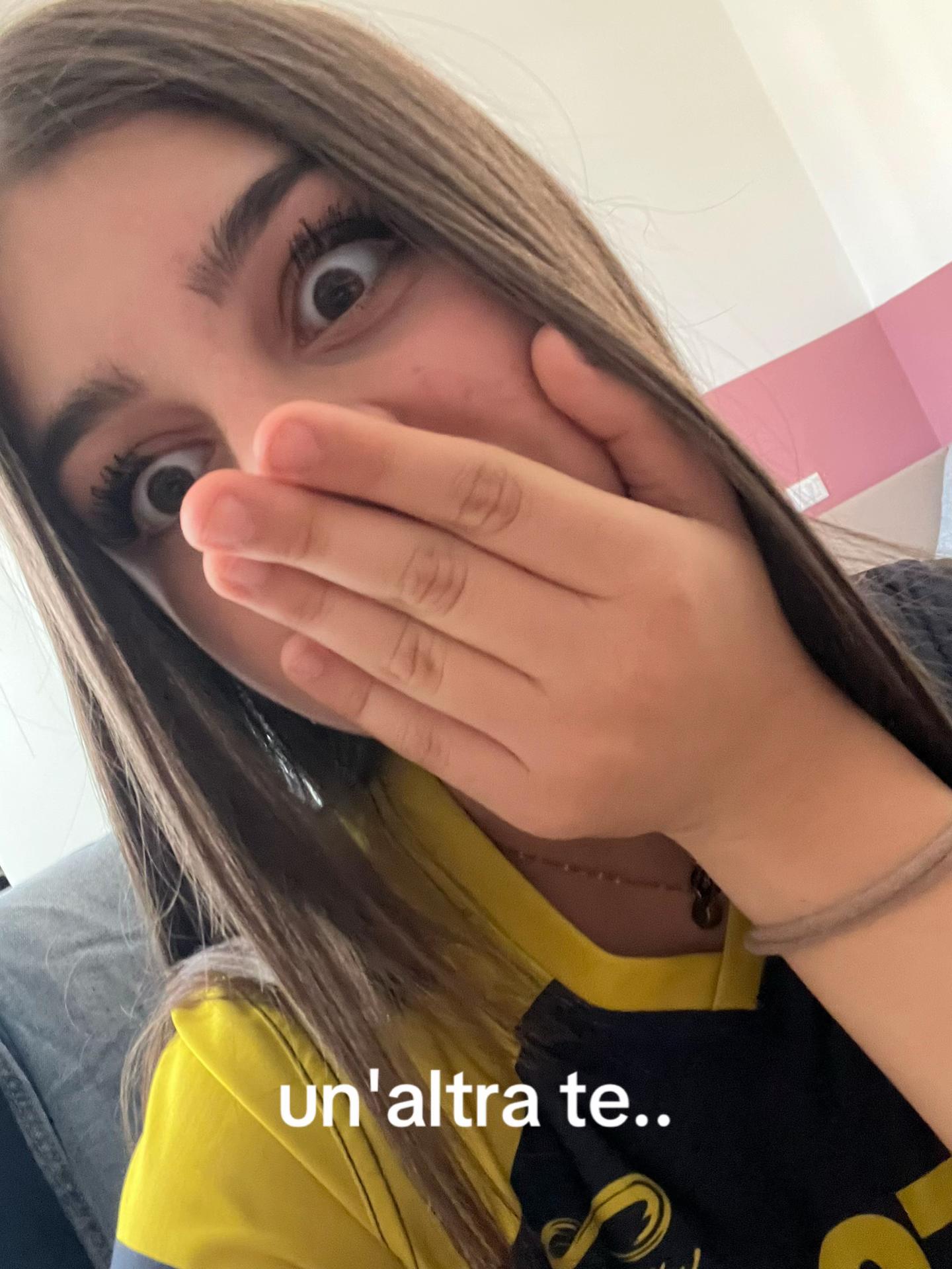 @𝐿😝