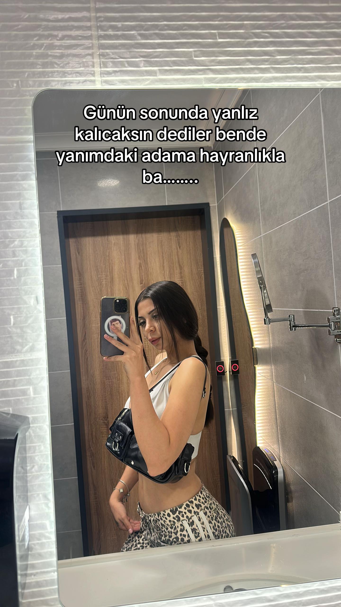 @Sena