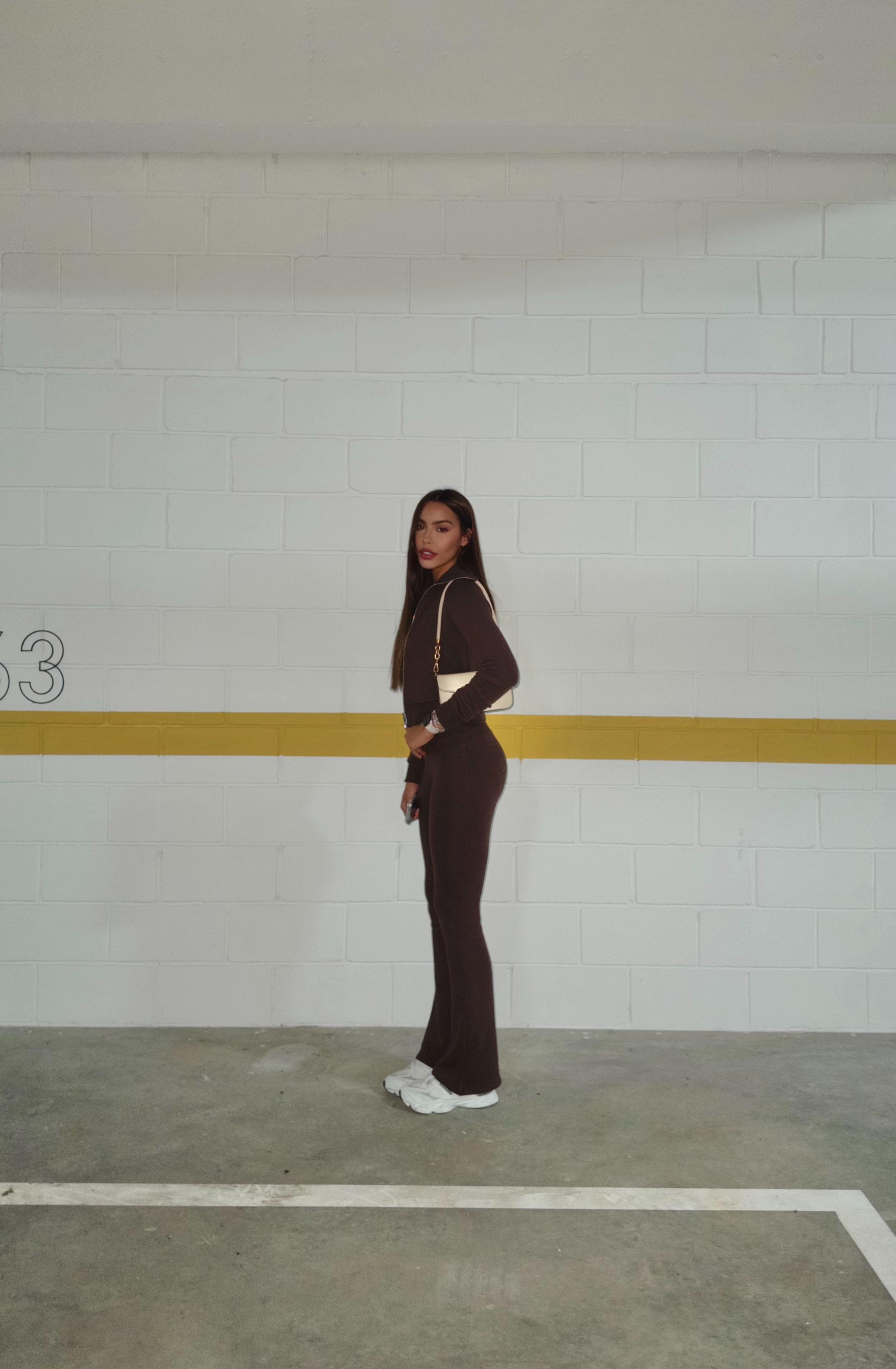@Anny Victoria