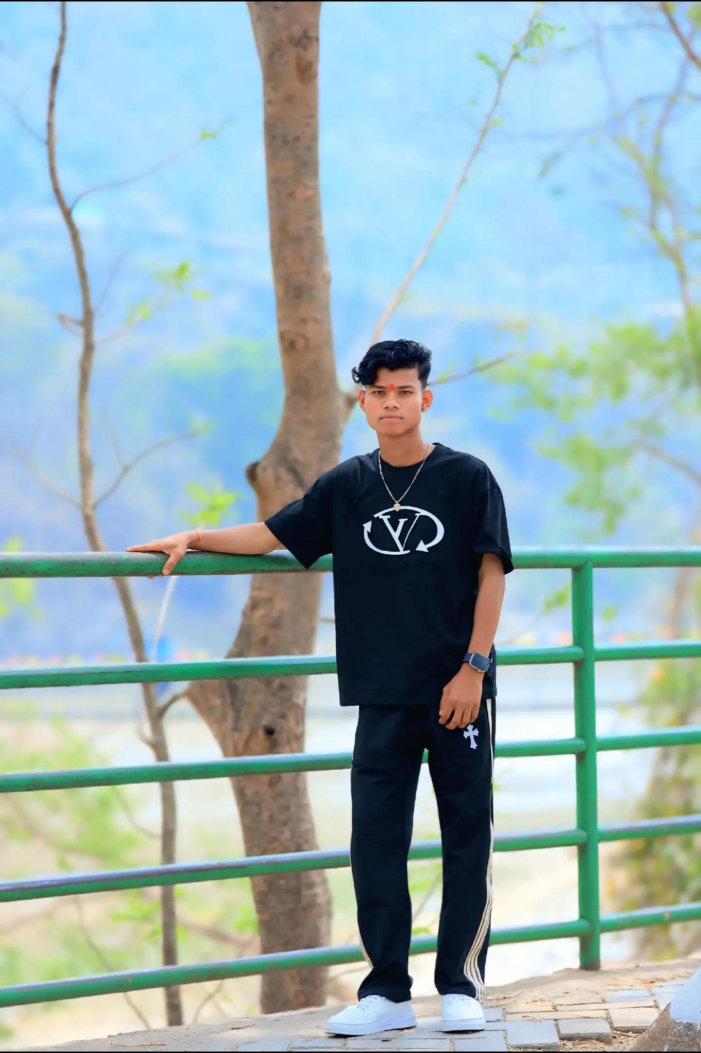 @๐๐๐ซ๐๐ง ๐๐๐ฌ๐ฐ๐๐ง
