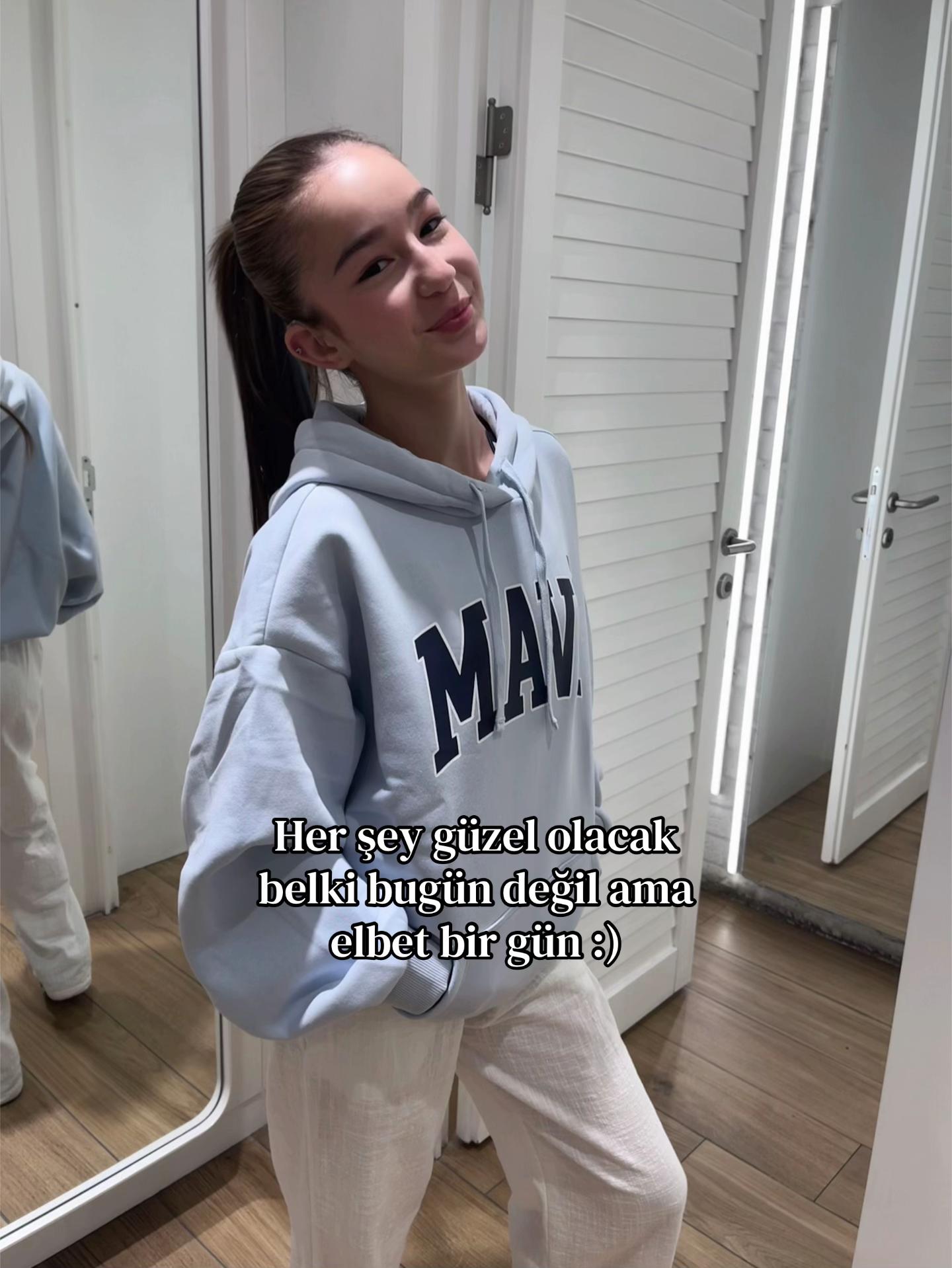 @𝓐𝓭𝓪