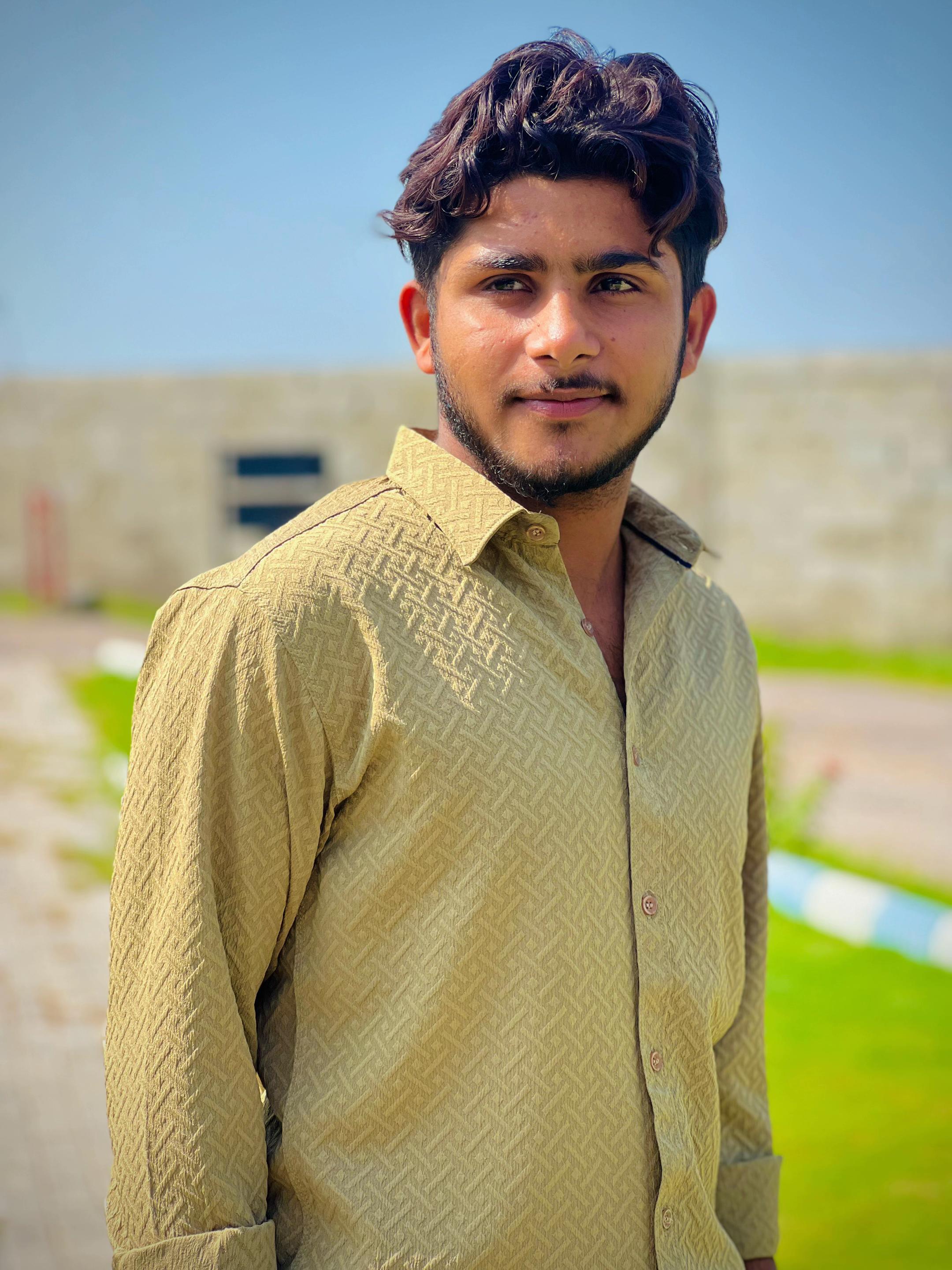 @𝗔ح𝗠𝗘𝗗 👑💸