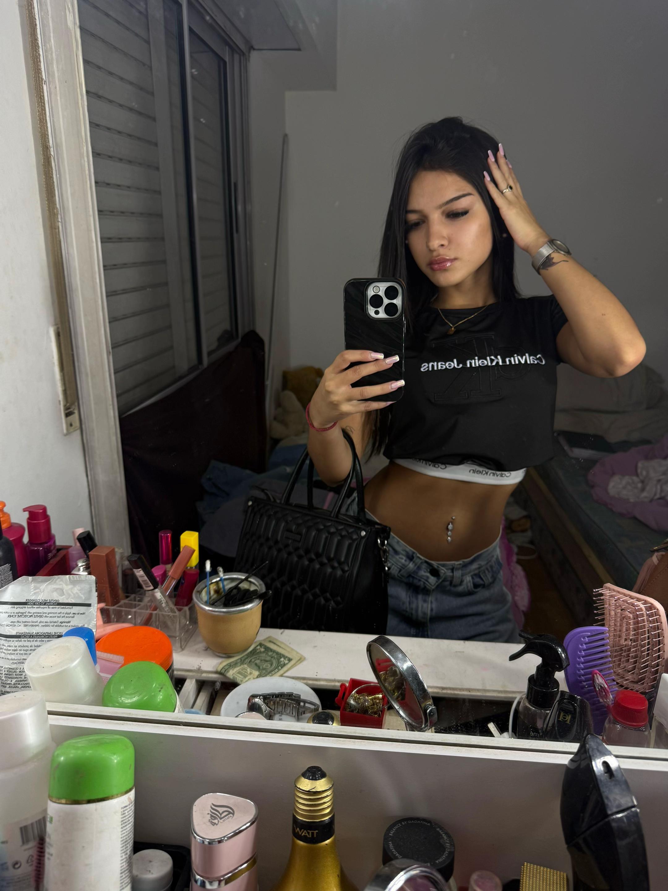 @♛