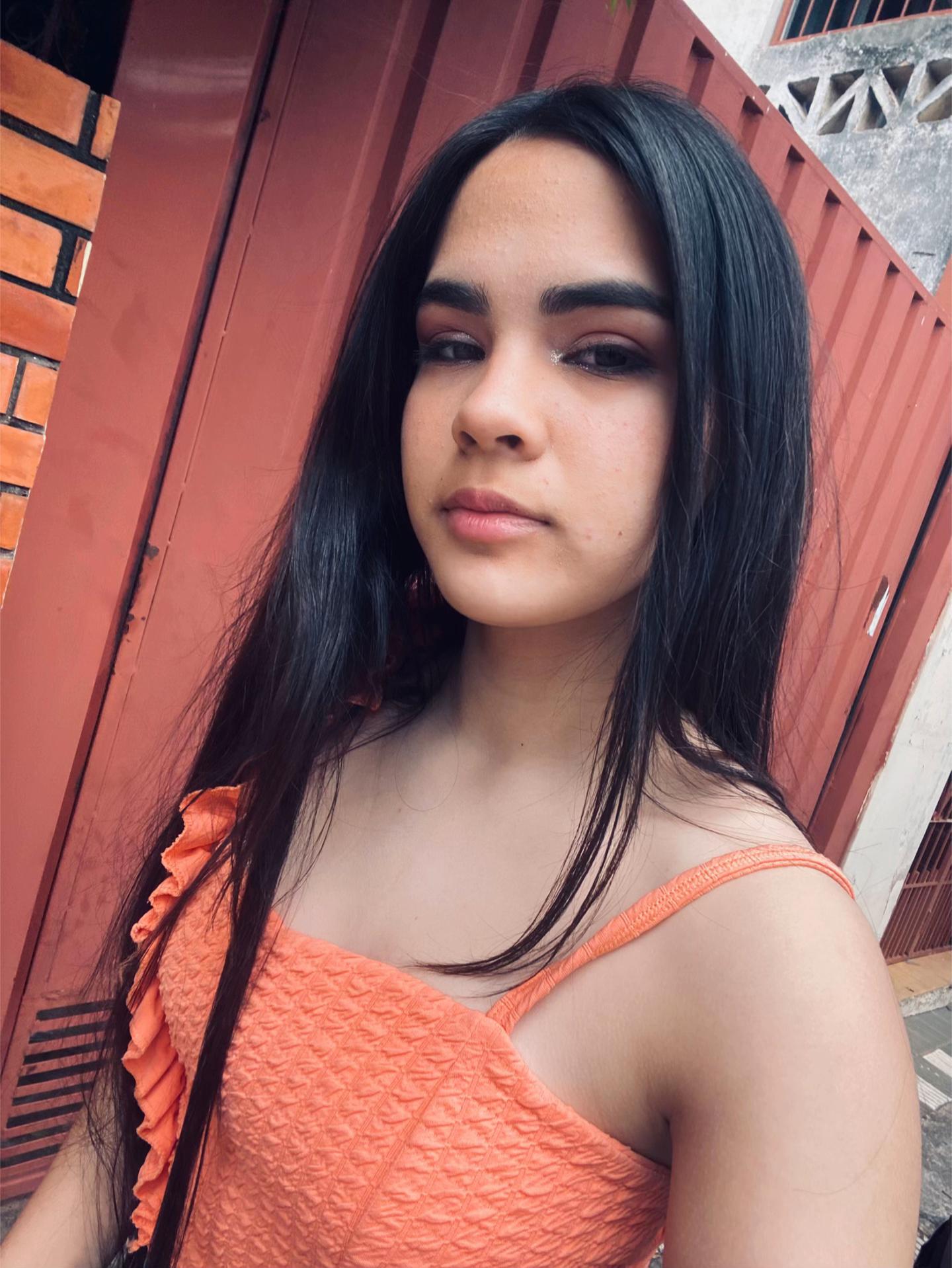 @_ana_vs_