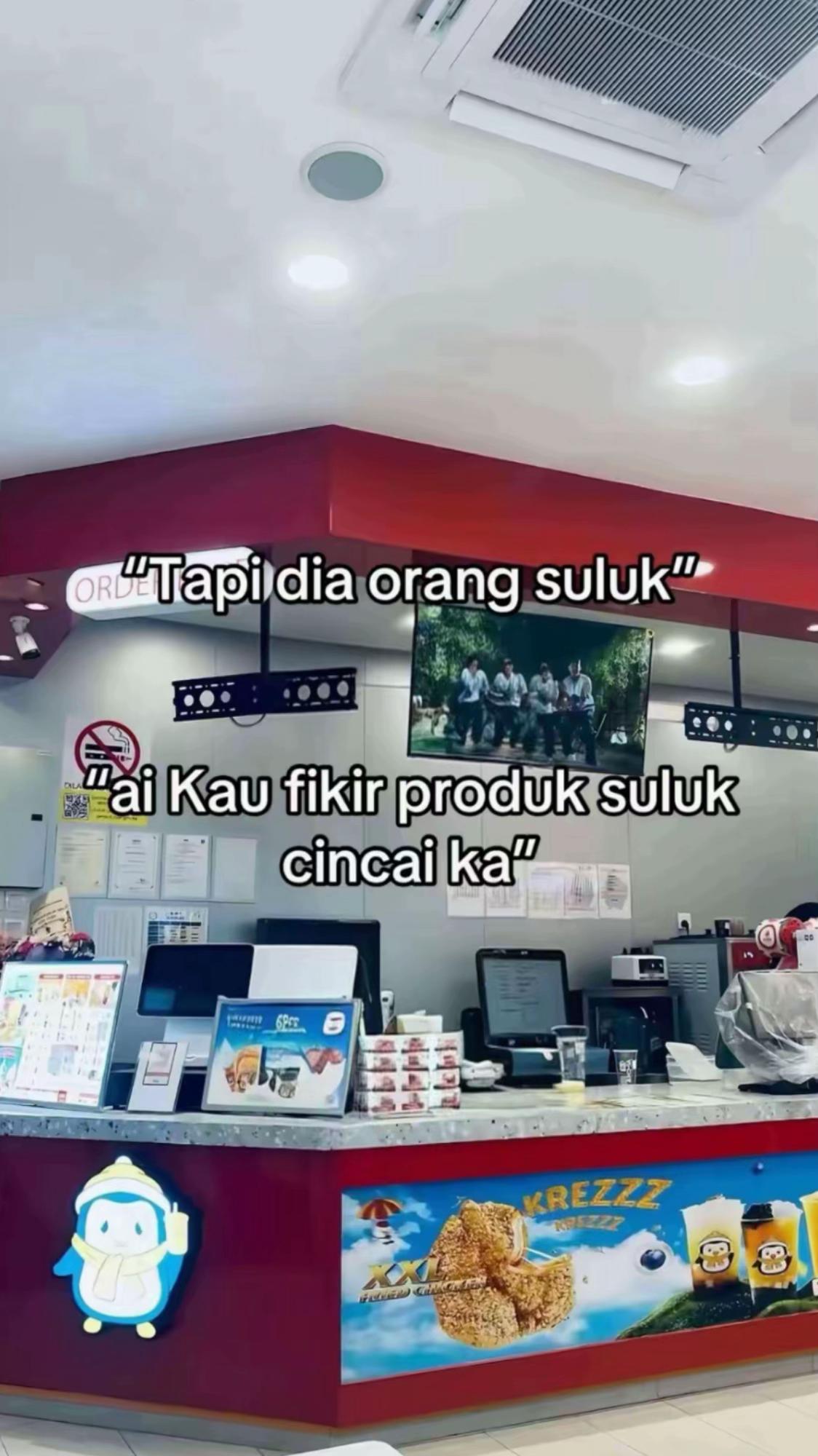 @𝔭𝔬𝔪𝔭𝔞~