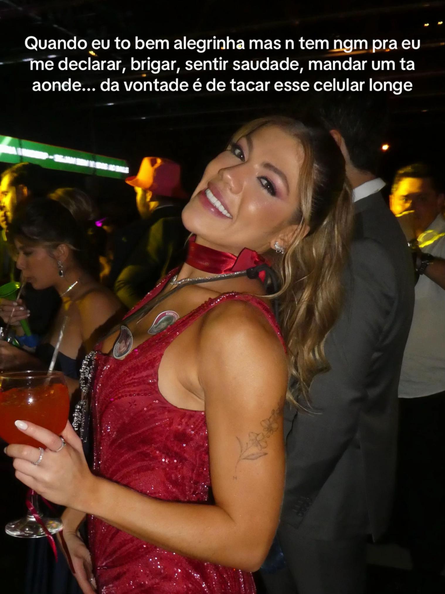 @Beatriz Cox