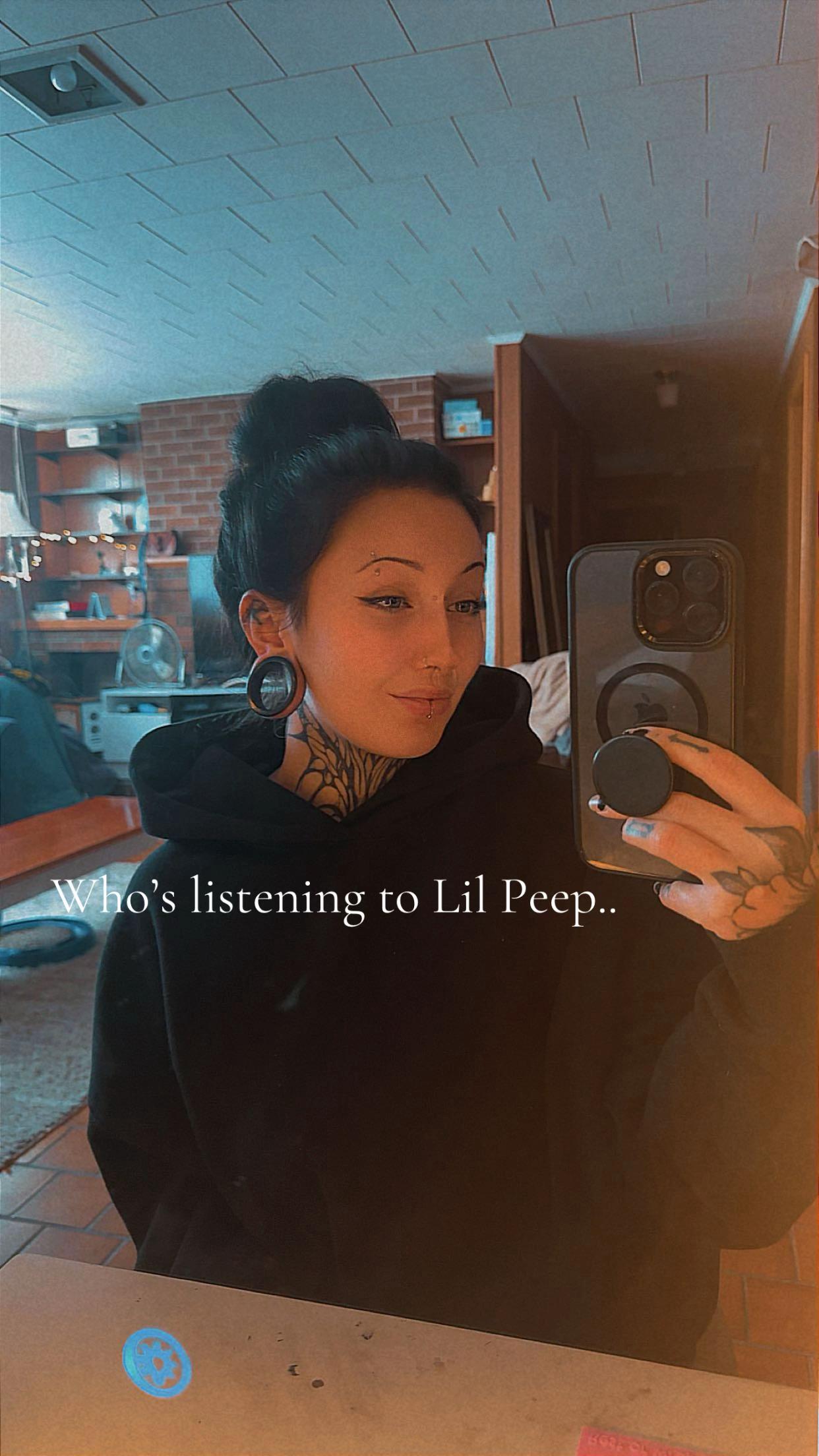 @Alesha Bee