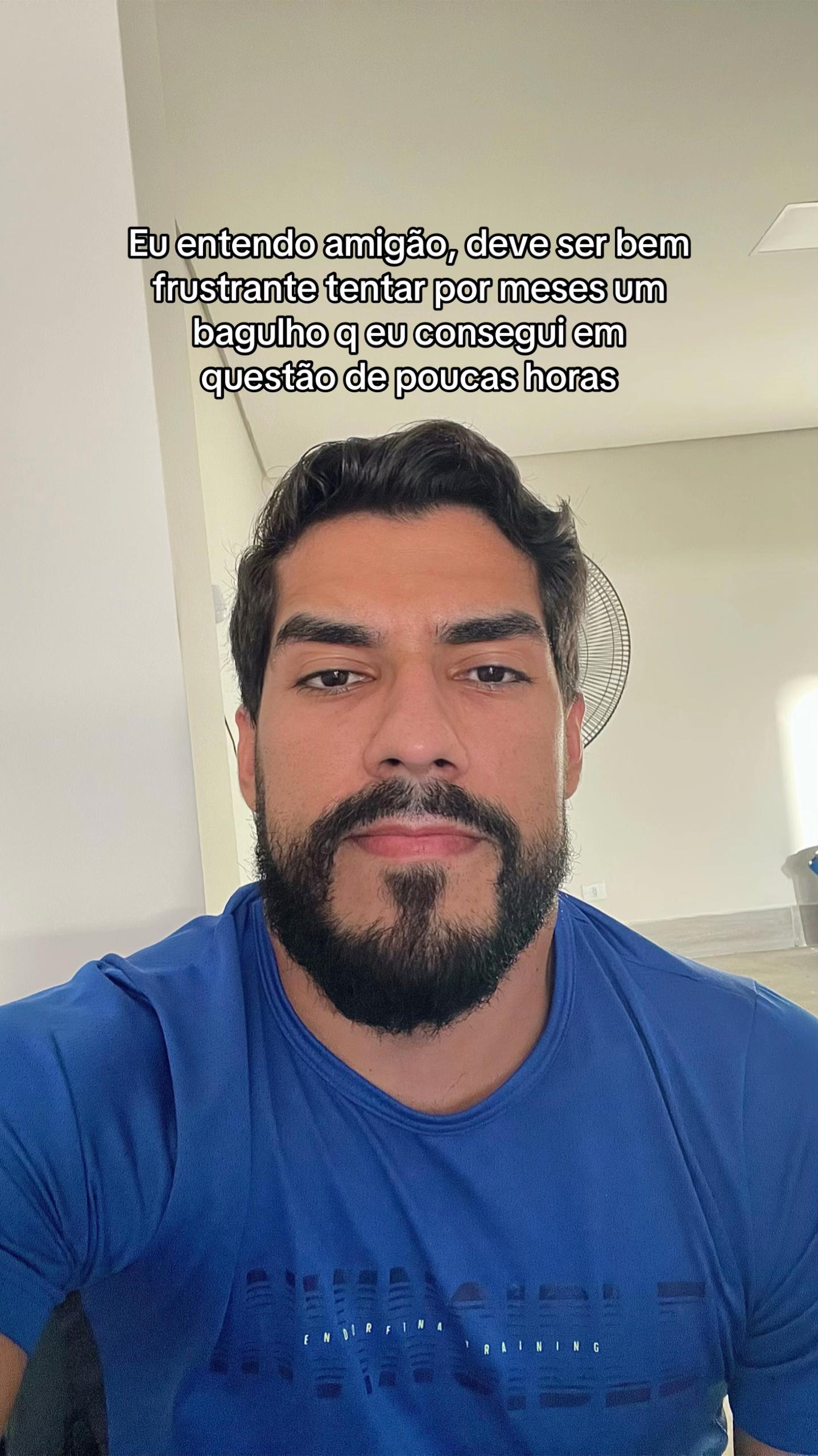 @Vitorino