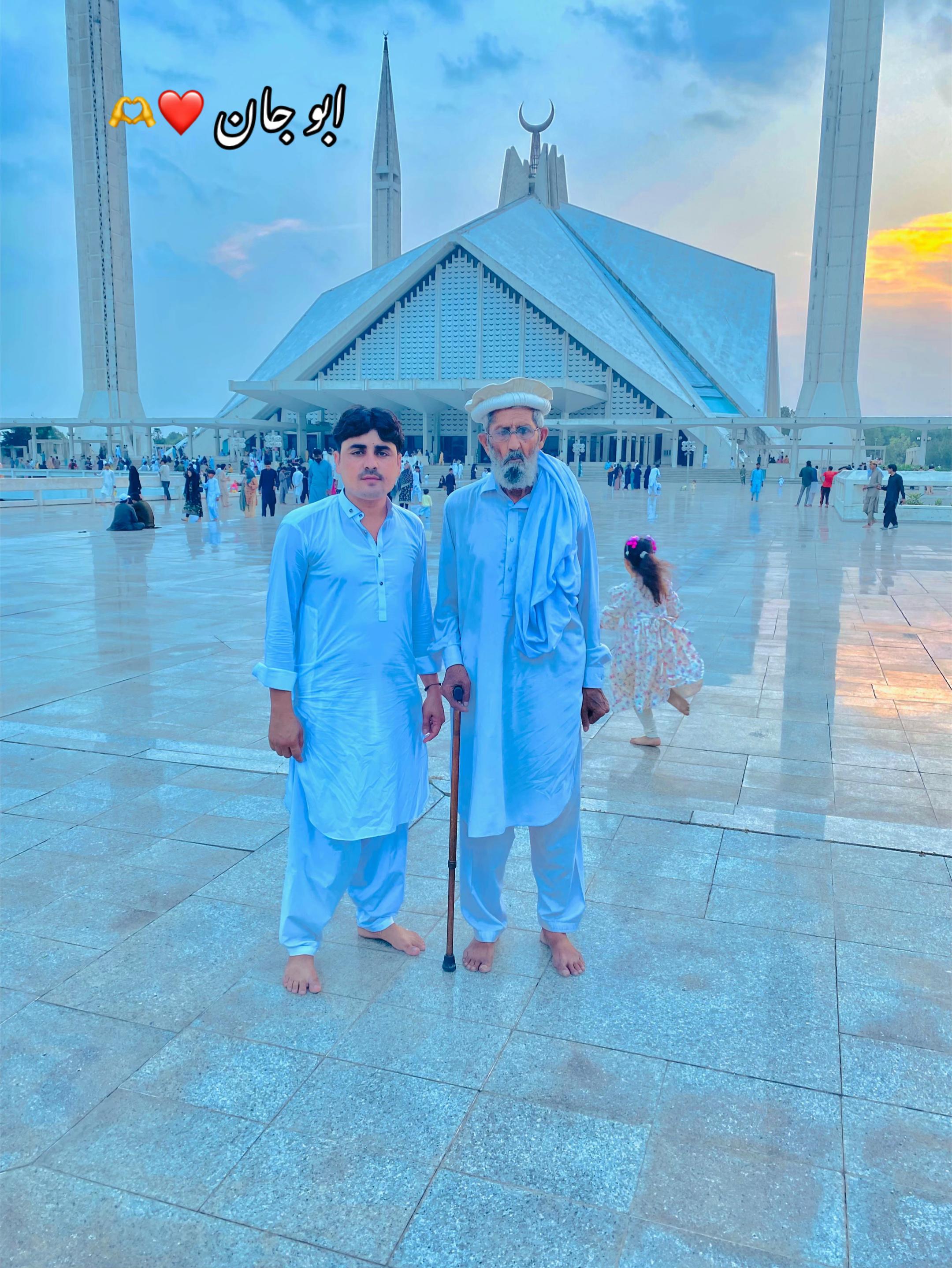 @Zakir Khattak
