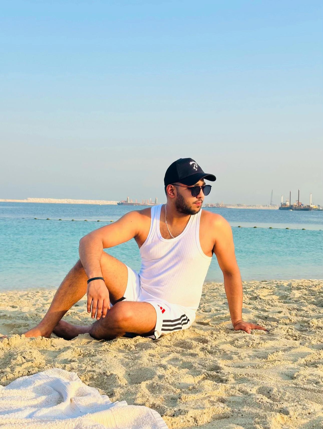 @It’s_____AJ🇦🇪