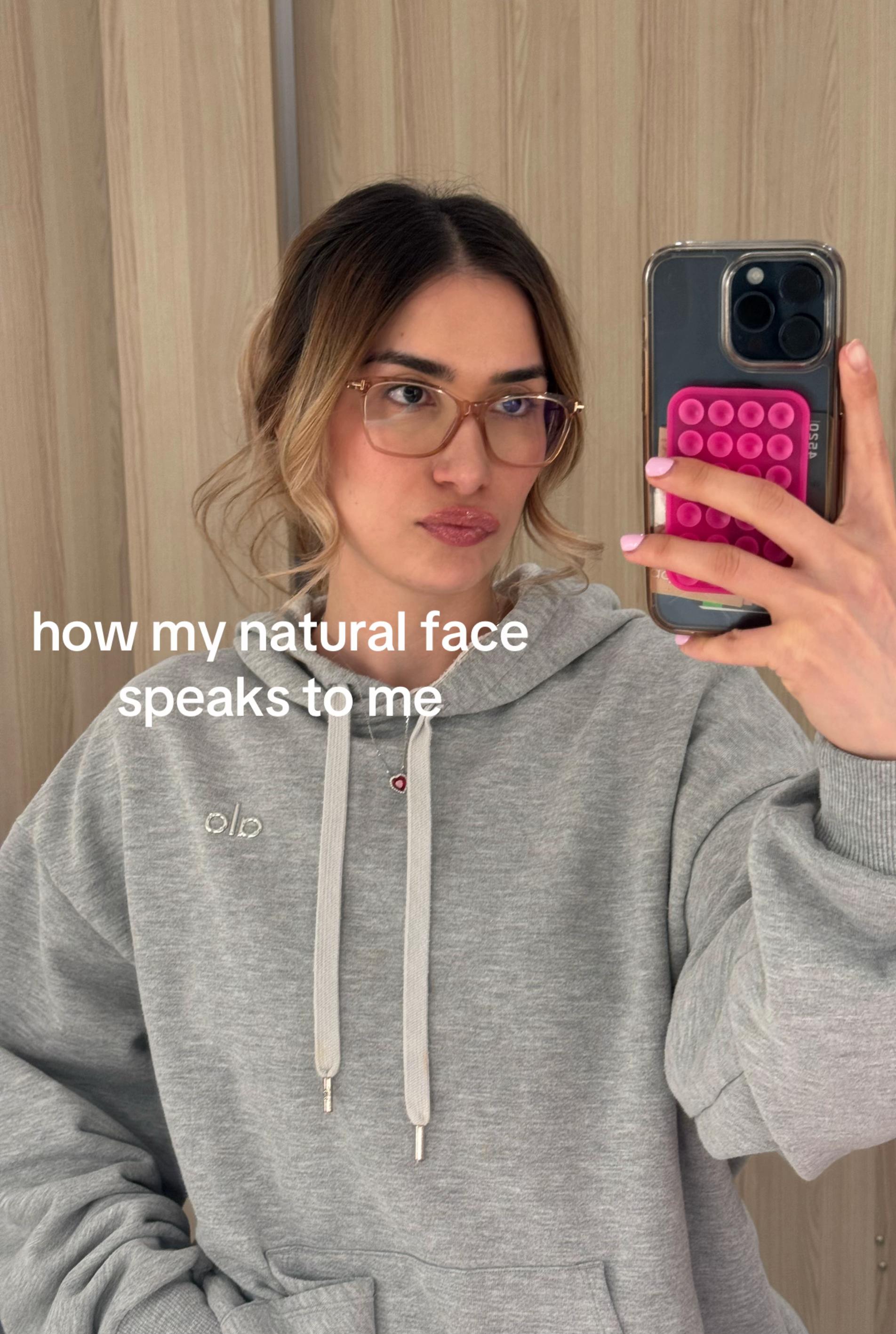 @madeenadoesmakeup